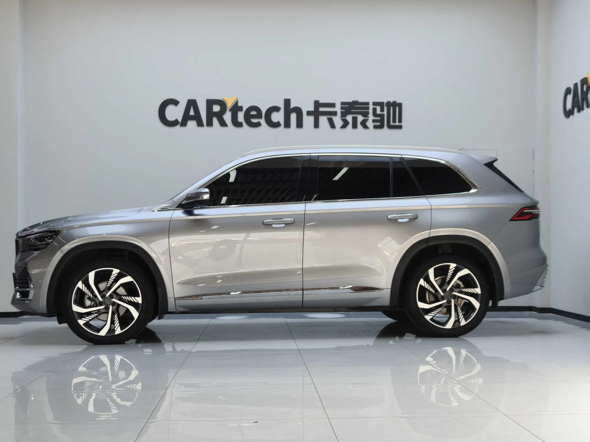 Geely Xingyue L, 2024 все фото