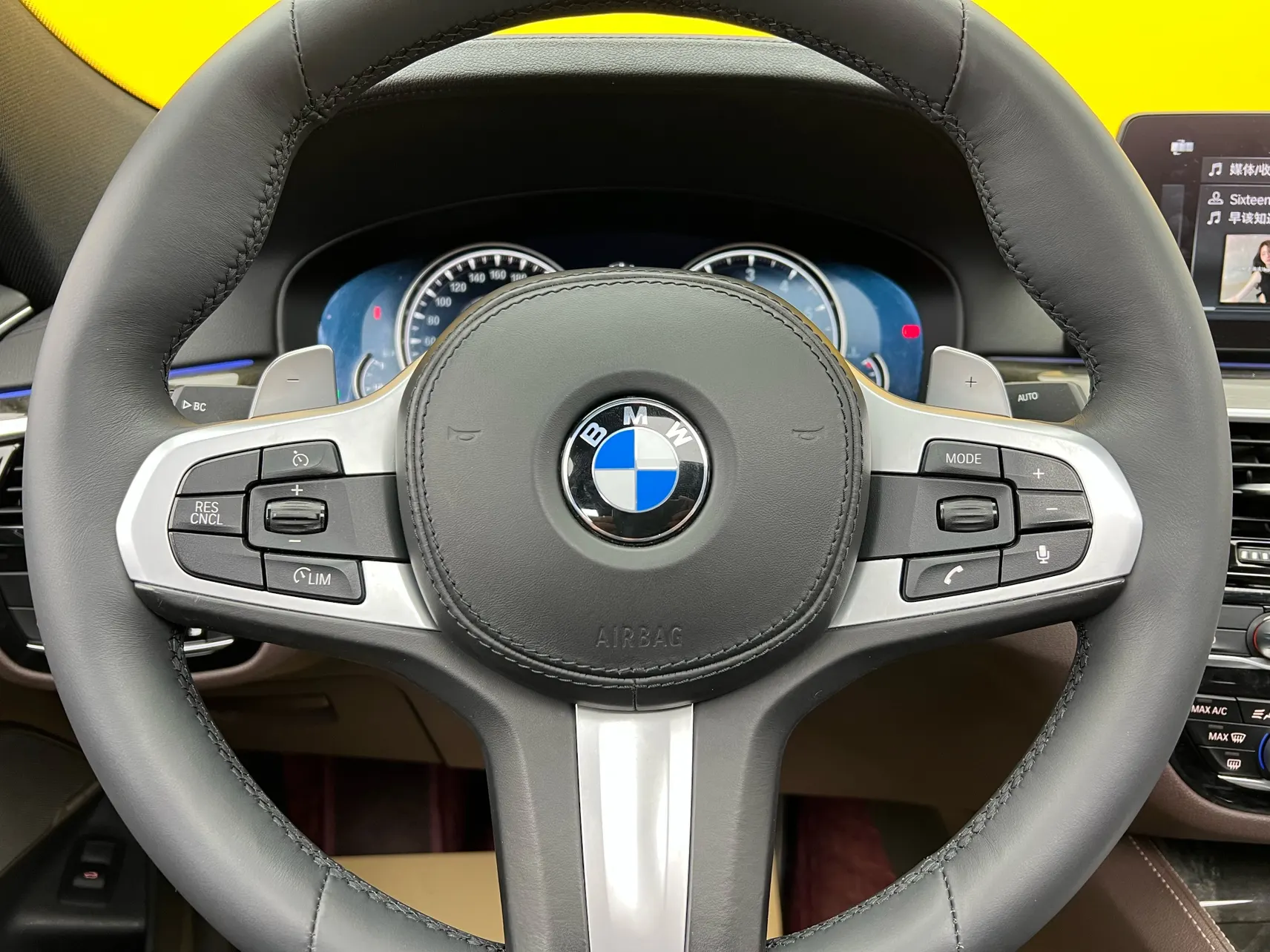 BMW 6GT, 2018 15