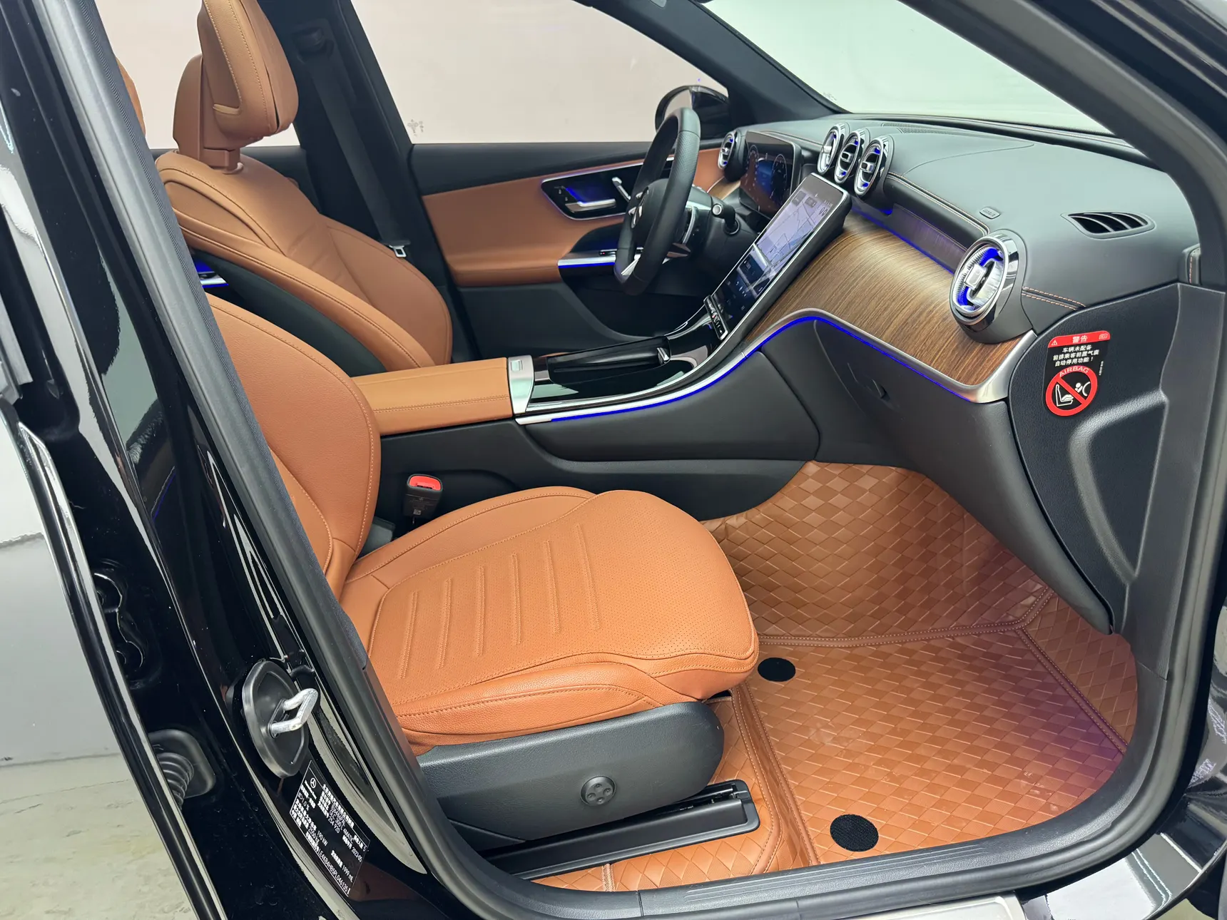 Mercedes-Benz GLC 300 L, 2023 15