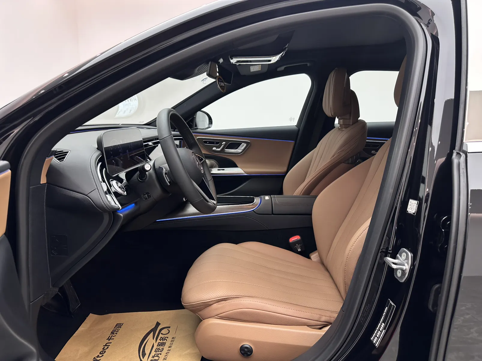 Mercedes-Benz E 300 L, 2025 8