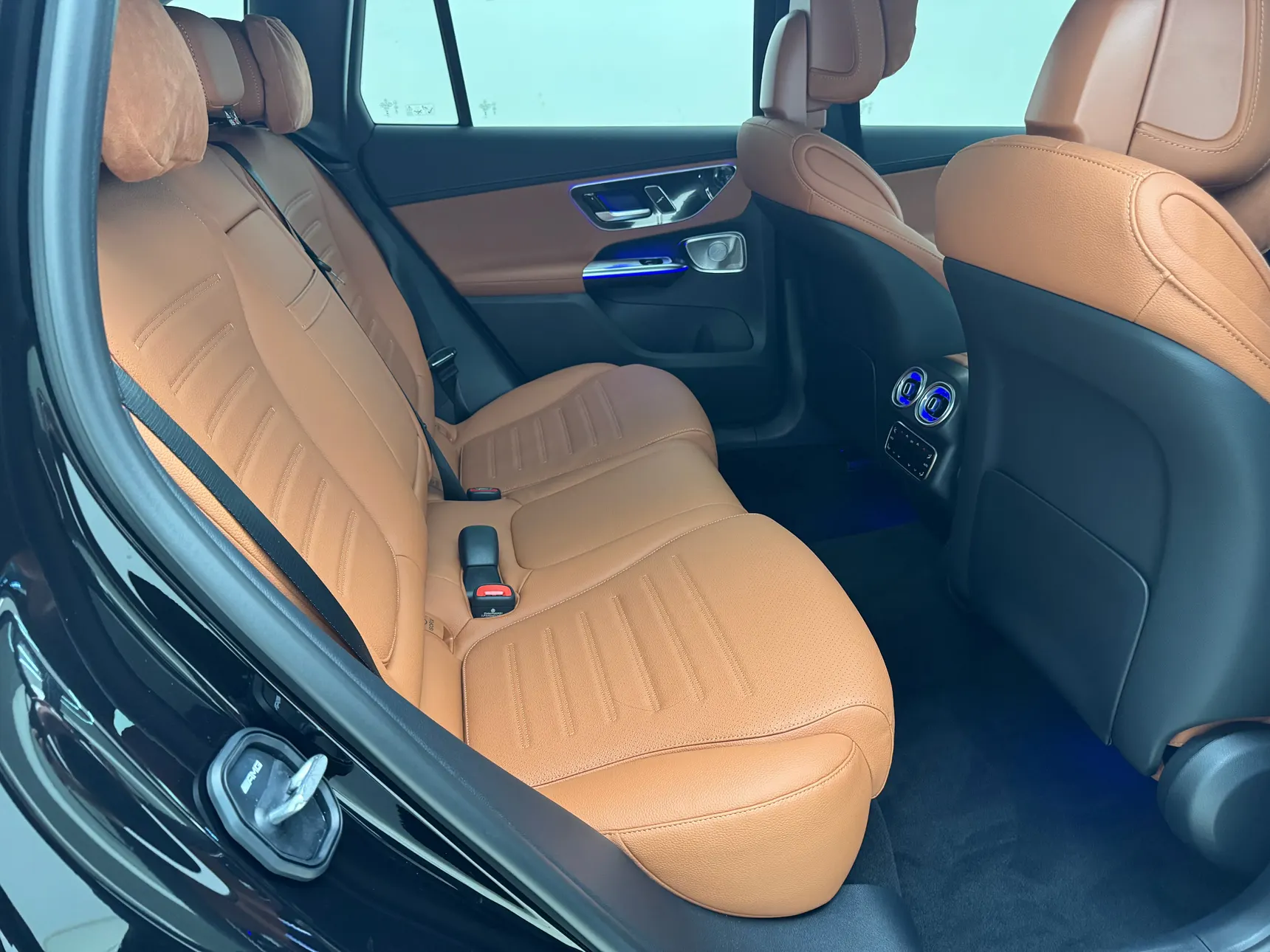Mercedes-Benz GLC 300 L, 2026 15