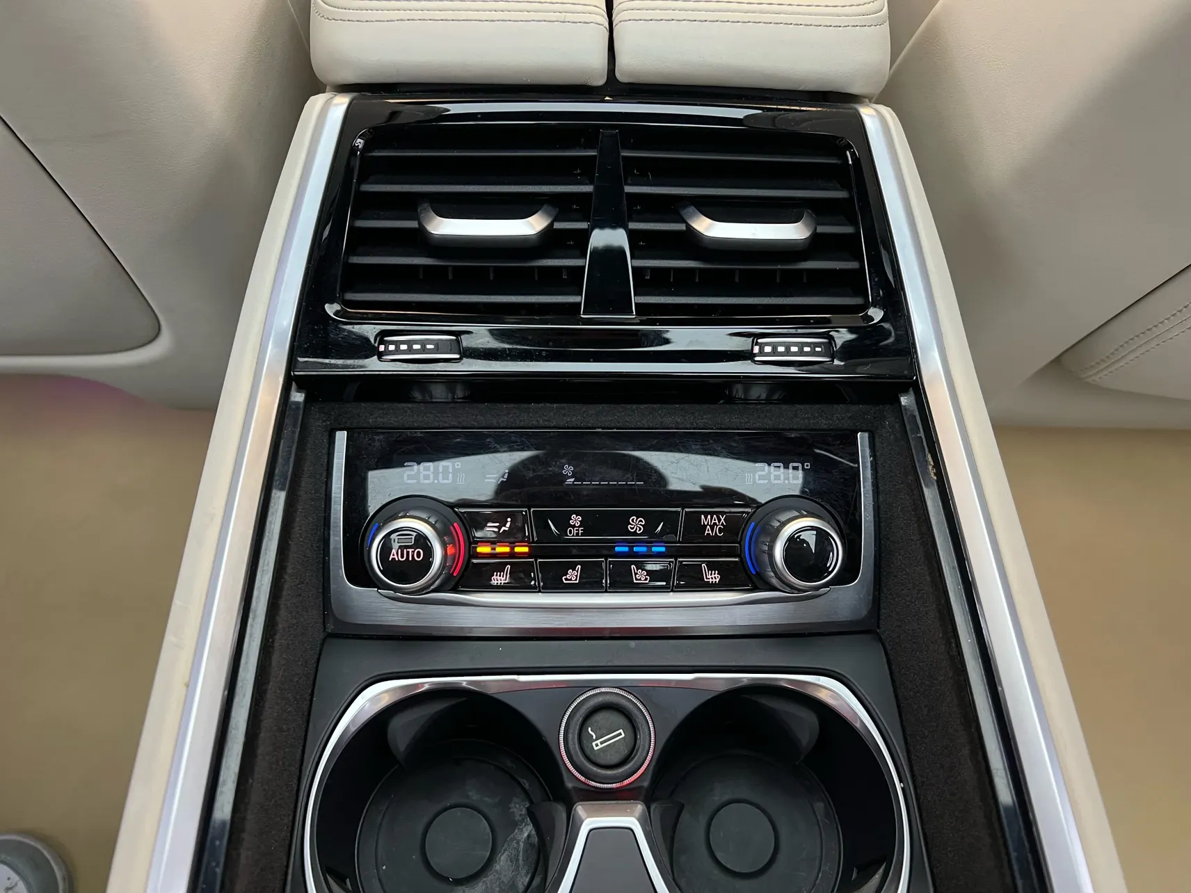 BMW 740Li, 2019 24