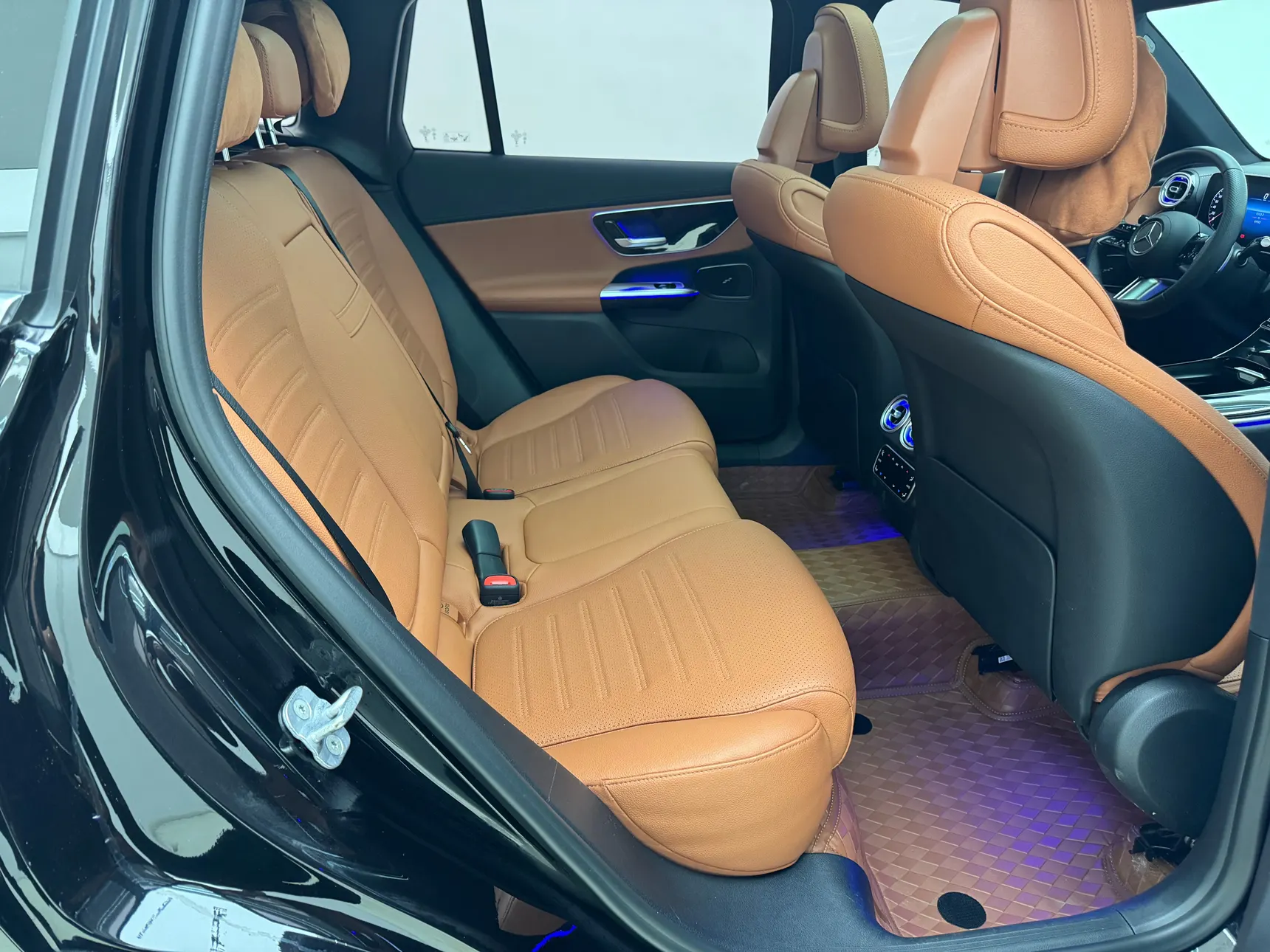 Mercedes-Benz GLC 300 L, 2023 16