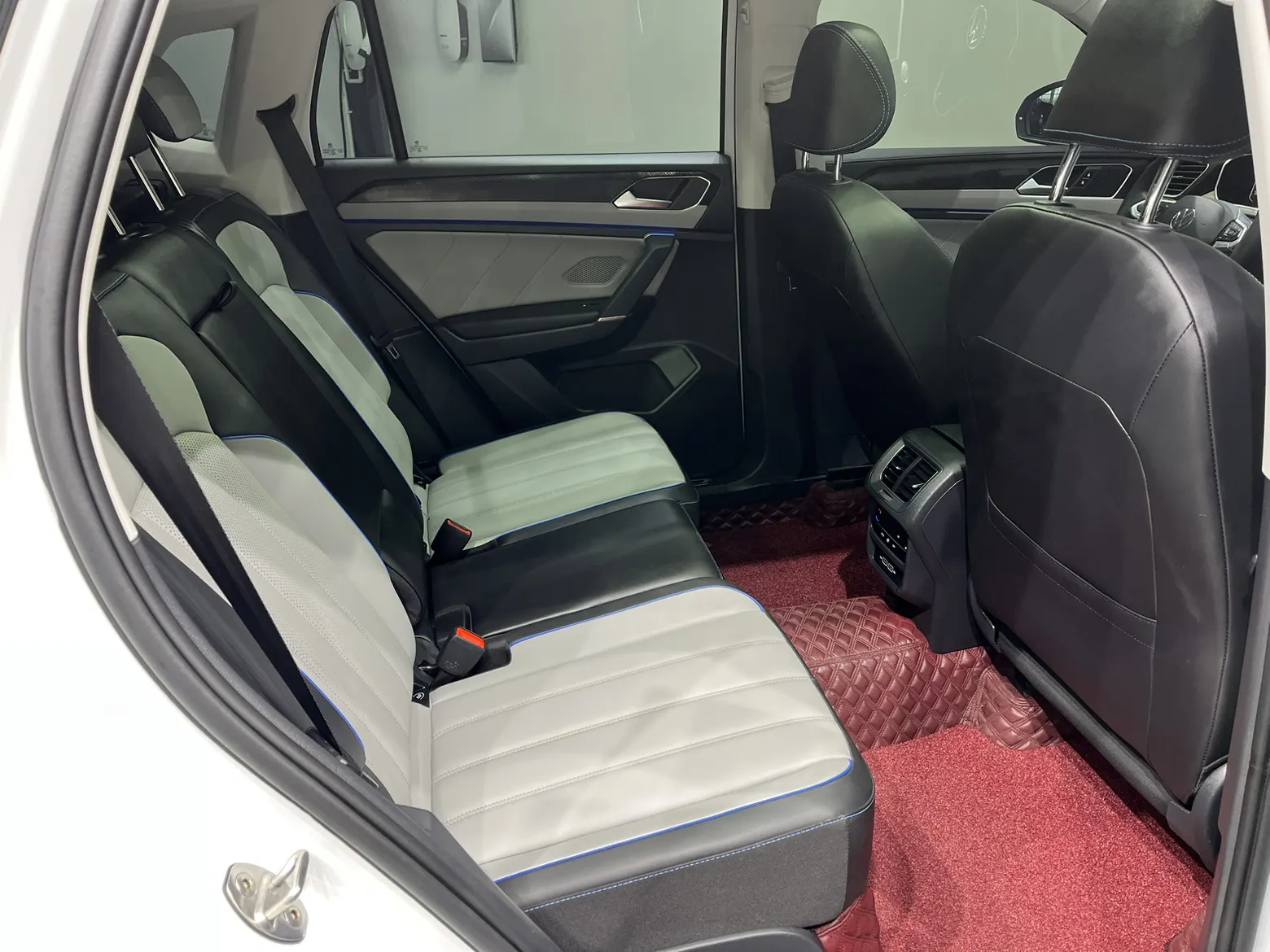 Volkswagen Tayron, 2023 16