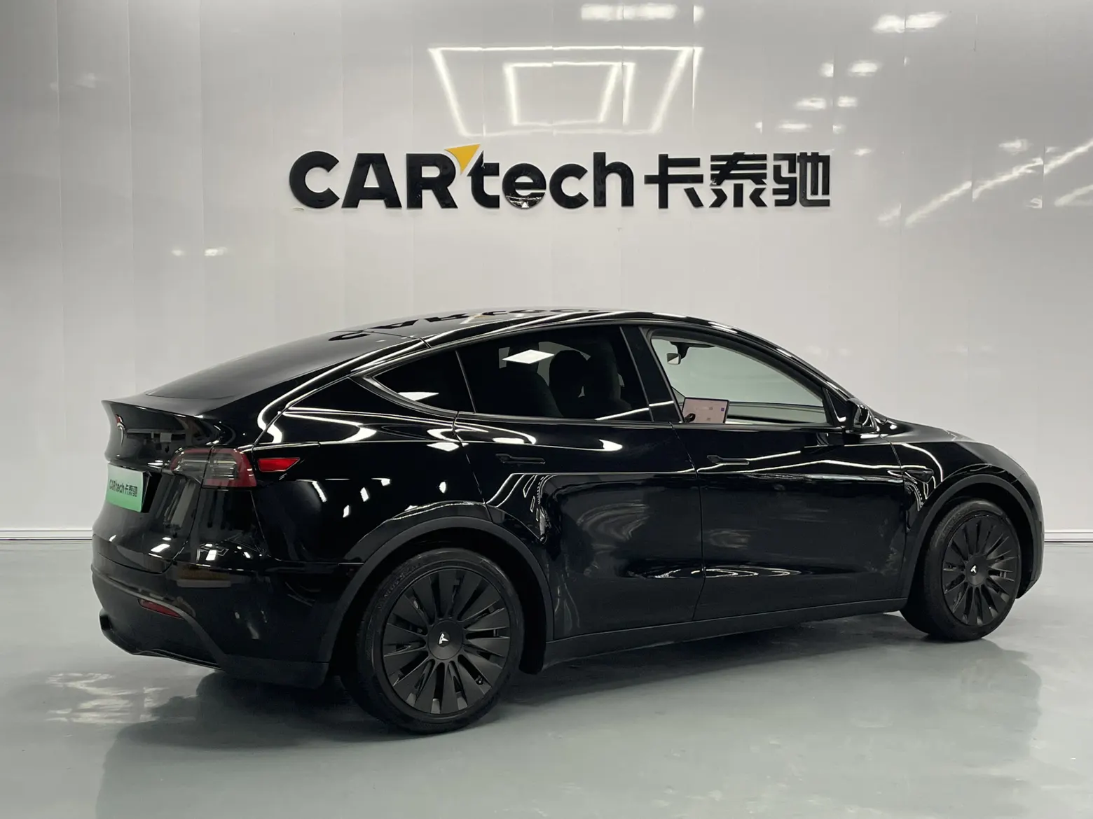 Tesla Model Y, 2022 9