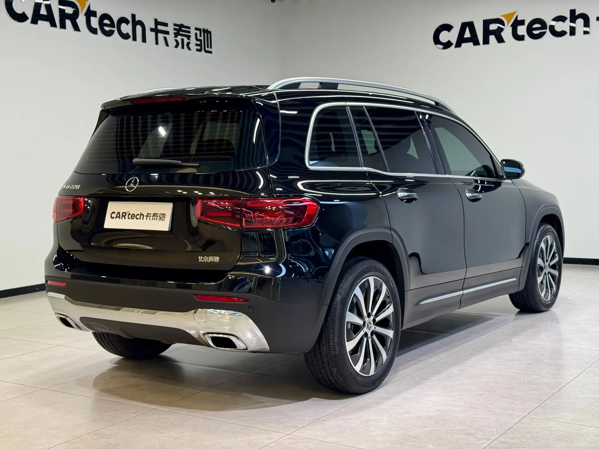Mercedes-Benz GLB, 2024 28