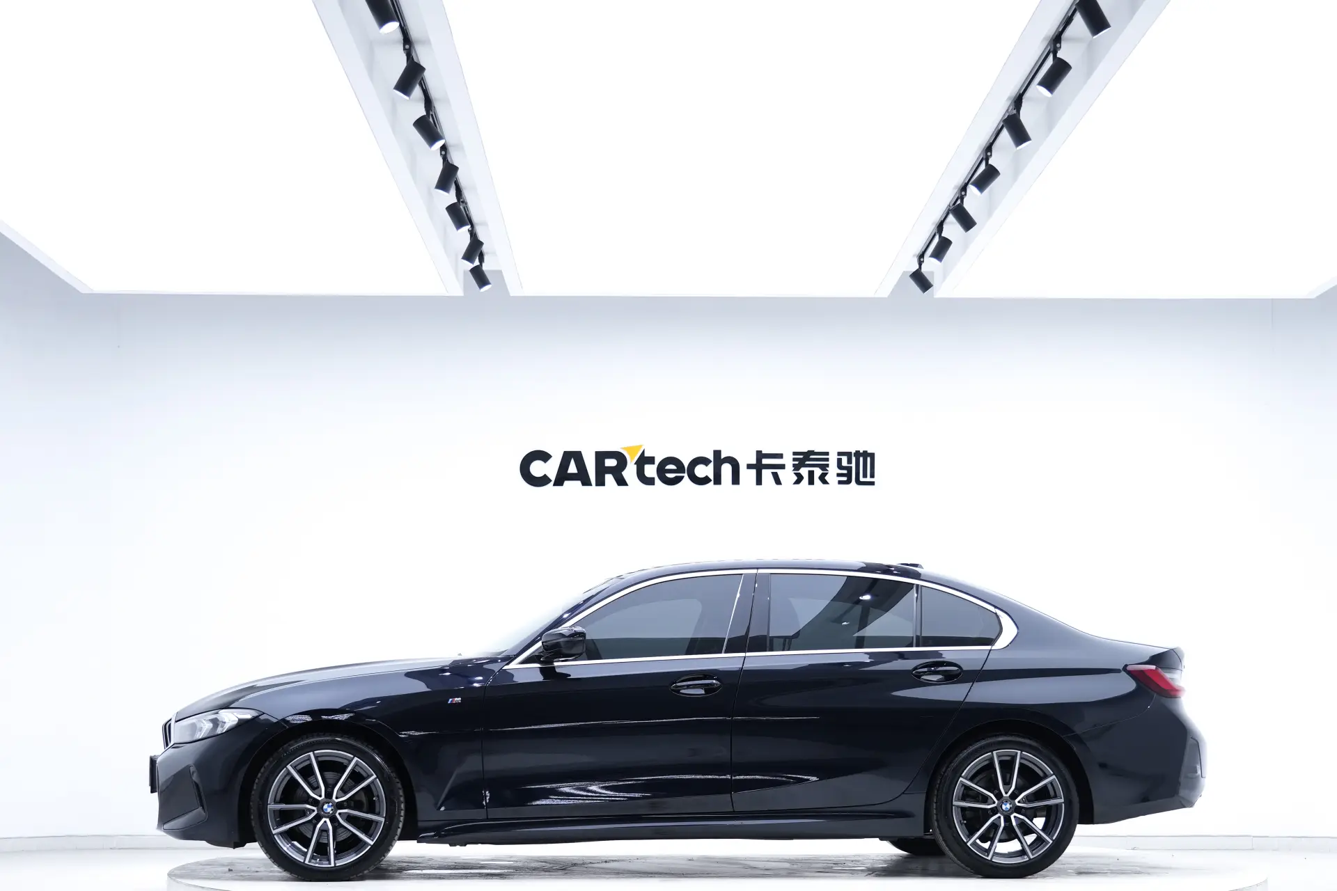 BMW 320Li, 2023 8