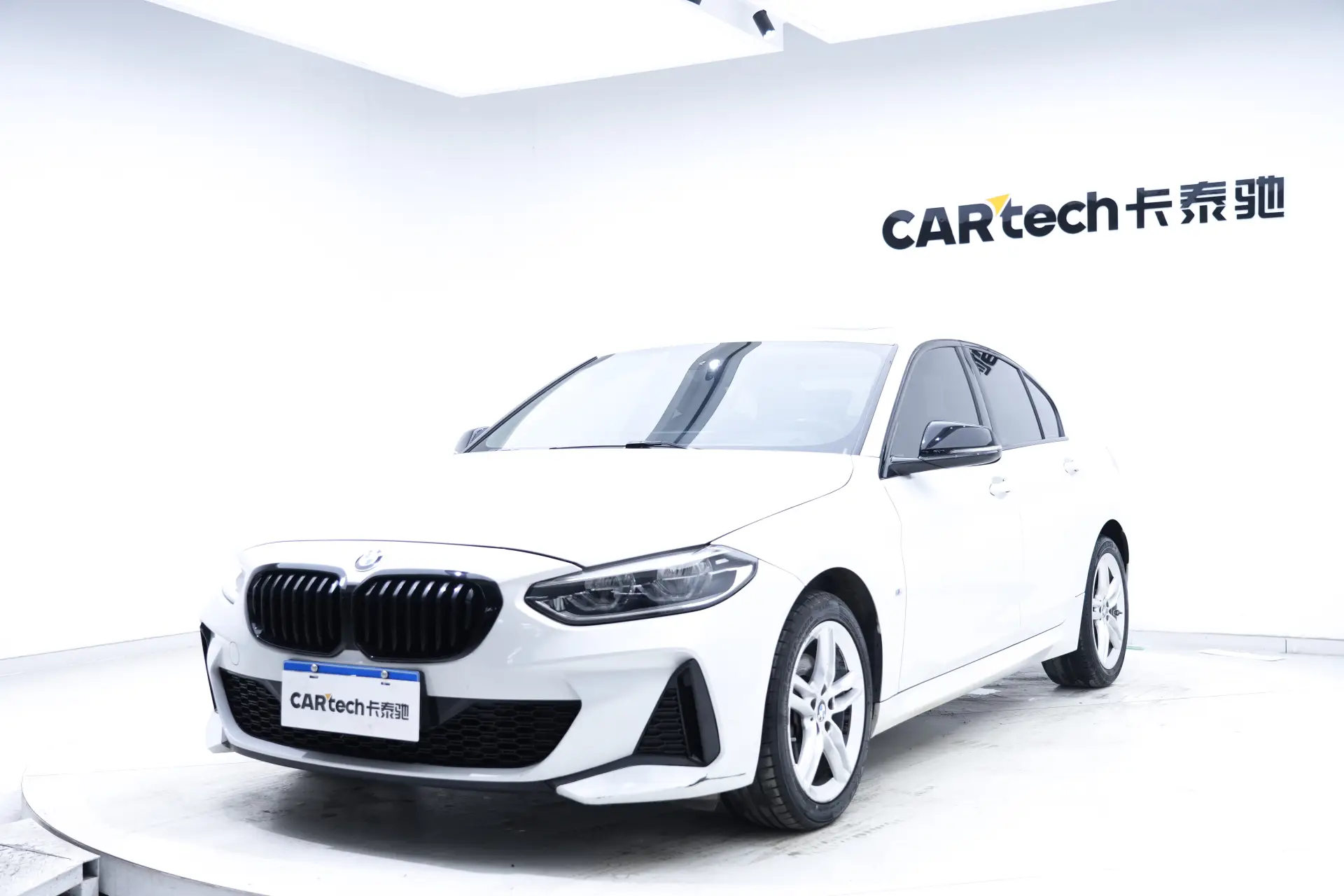BMW 120i, 2022 13