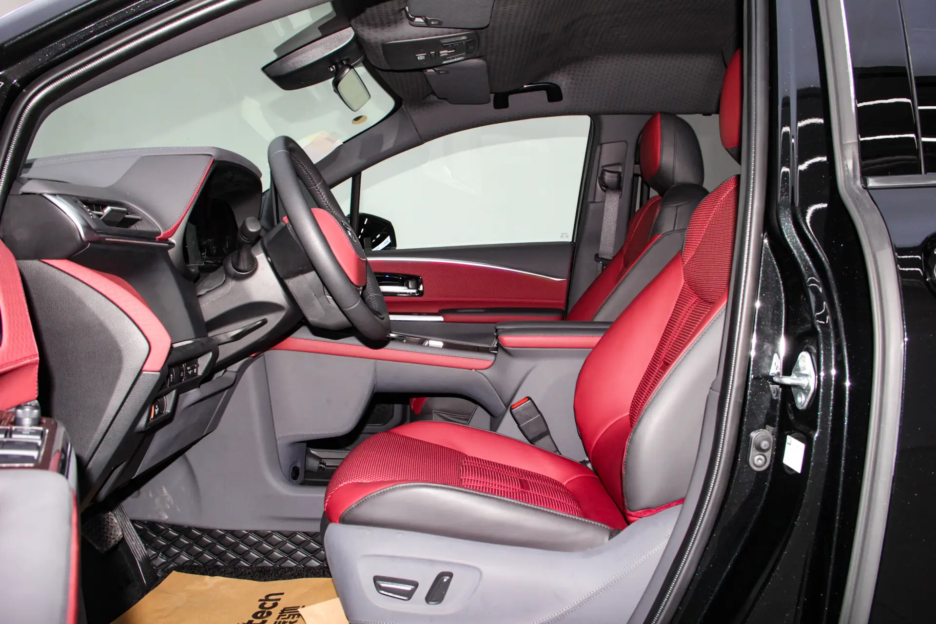 Toyota Sienna, 2026 28