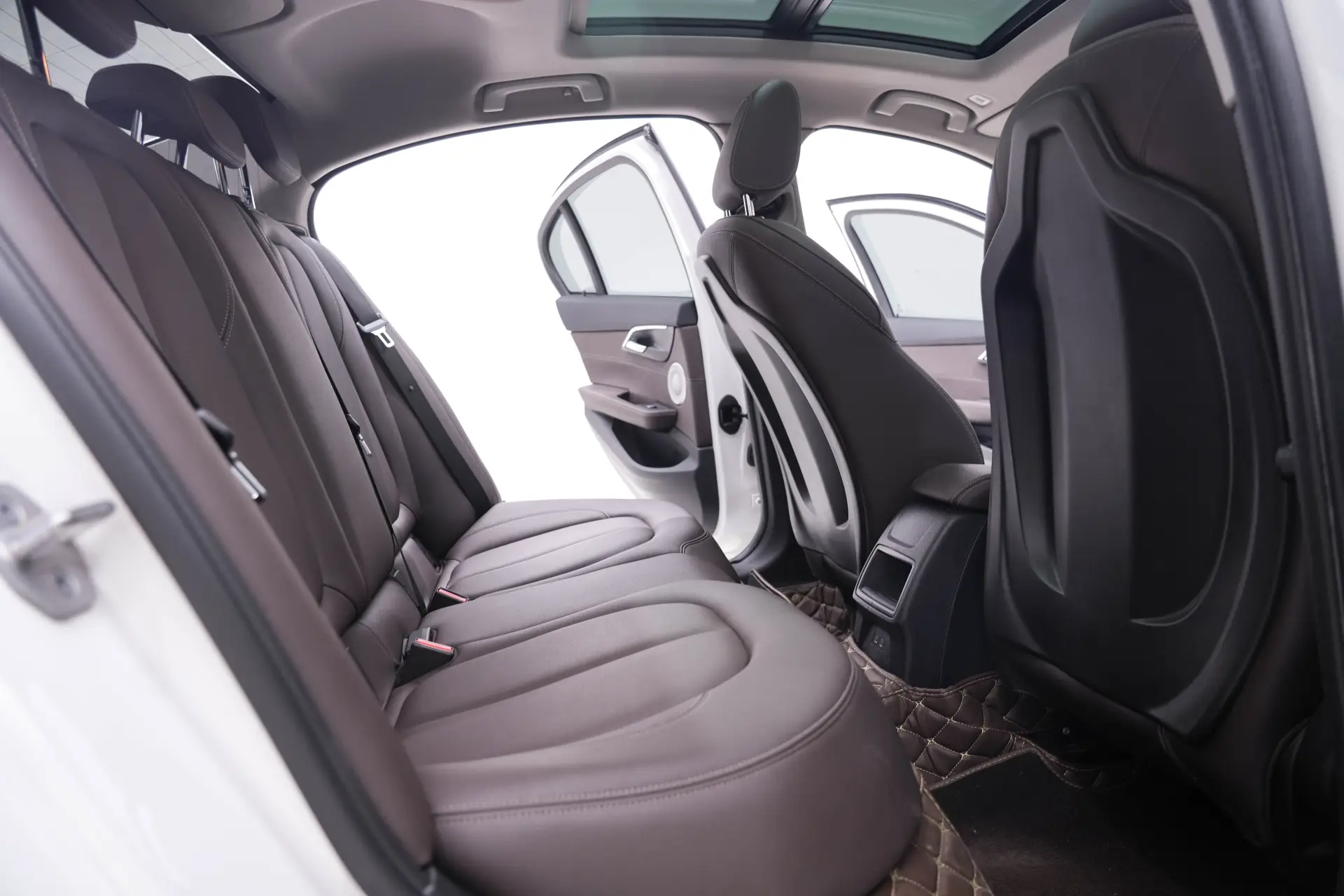 BMW 120i, 2022 23