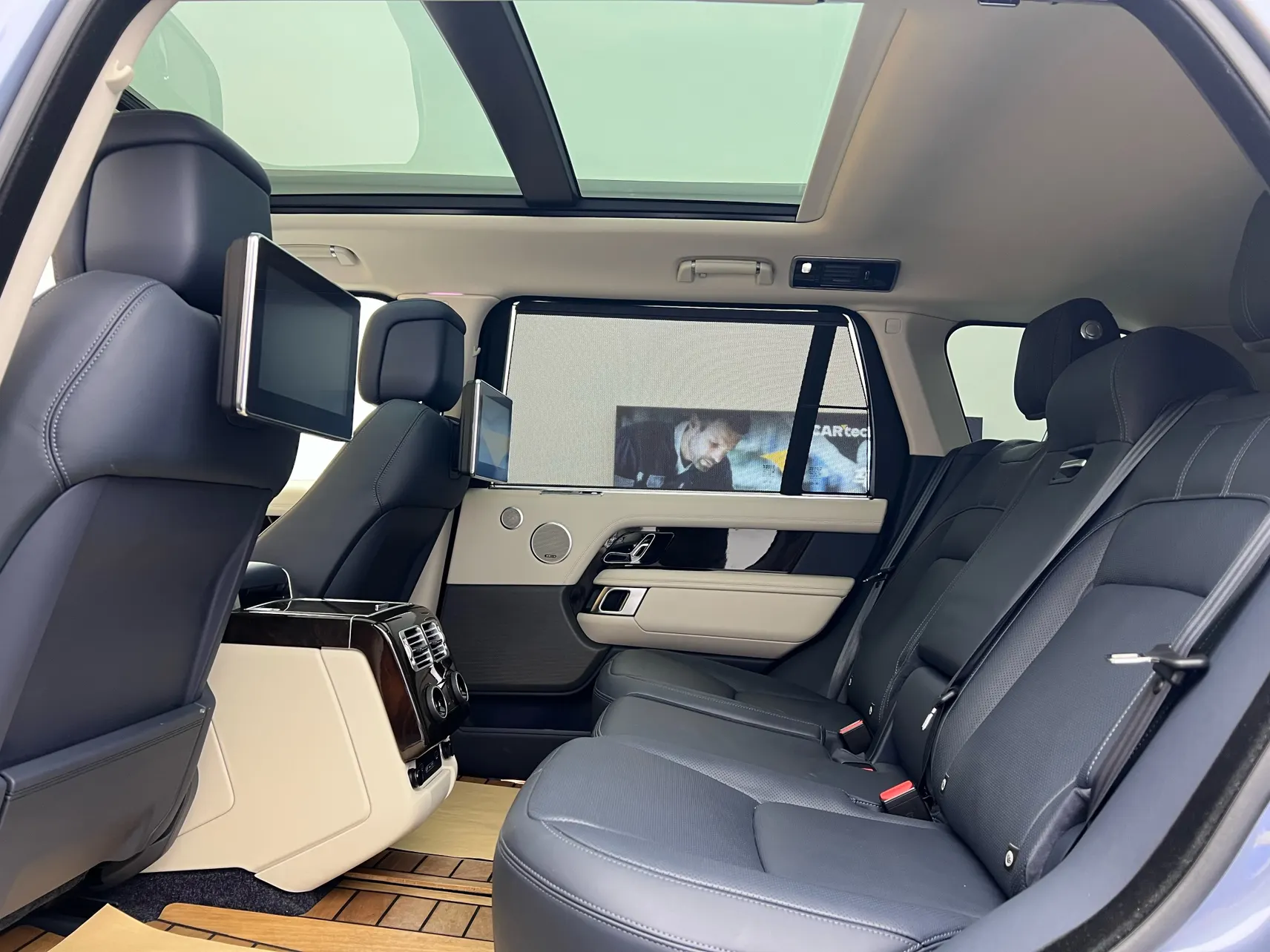 Land Rover Range Rover, 2022 38