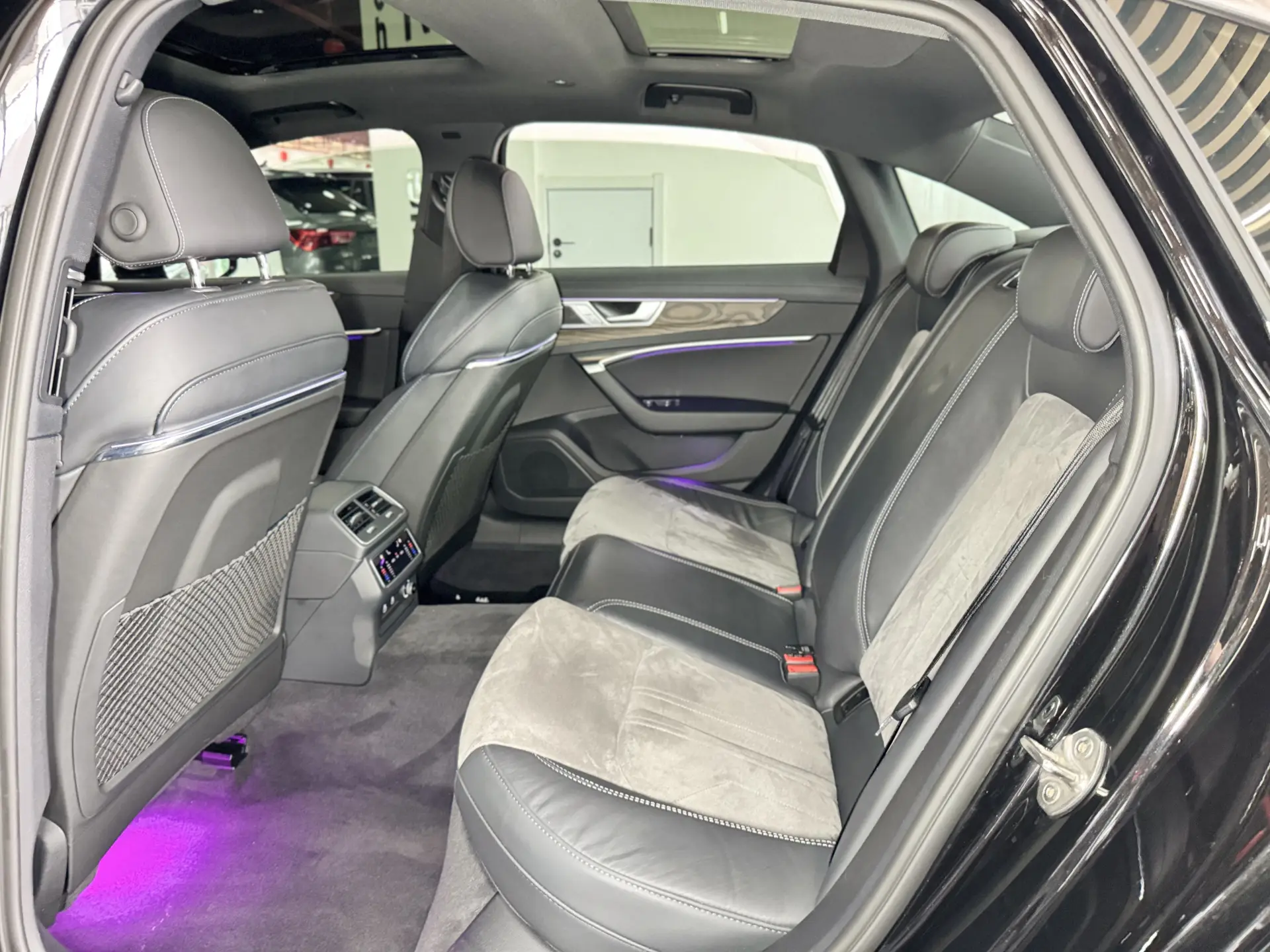 Audi A6L 45 TFSI, 2023 25
