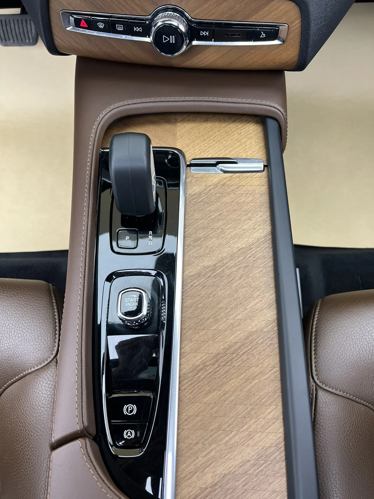 Volvo XC90, 2023 21