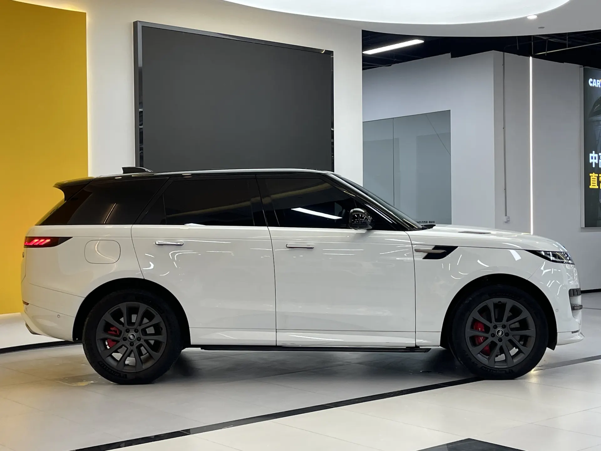 Land Rover Range Rover Sport, 2024 все фото