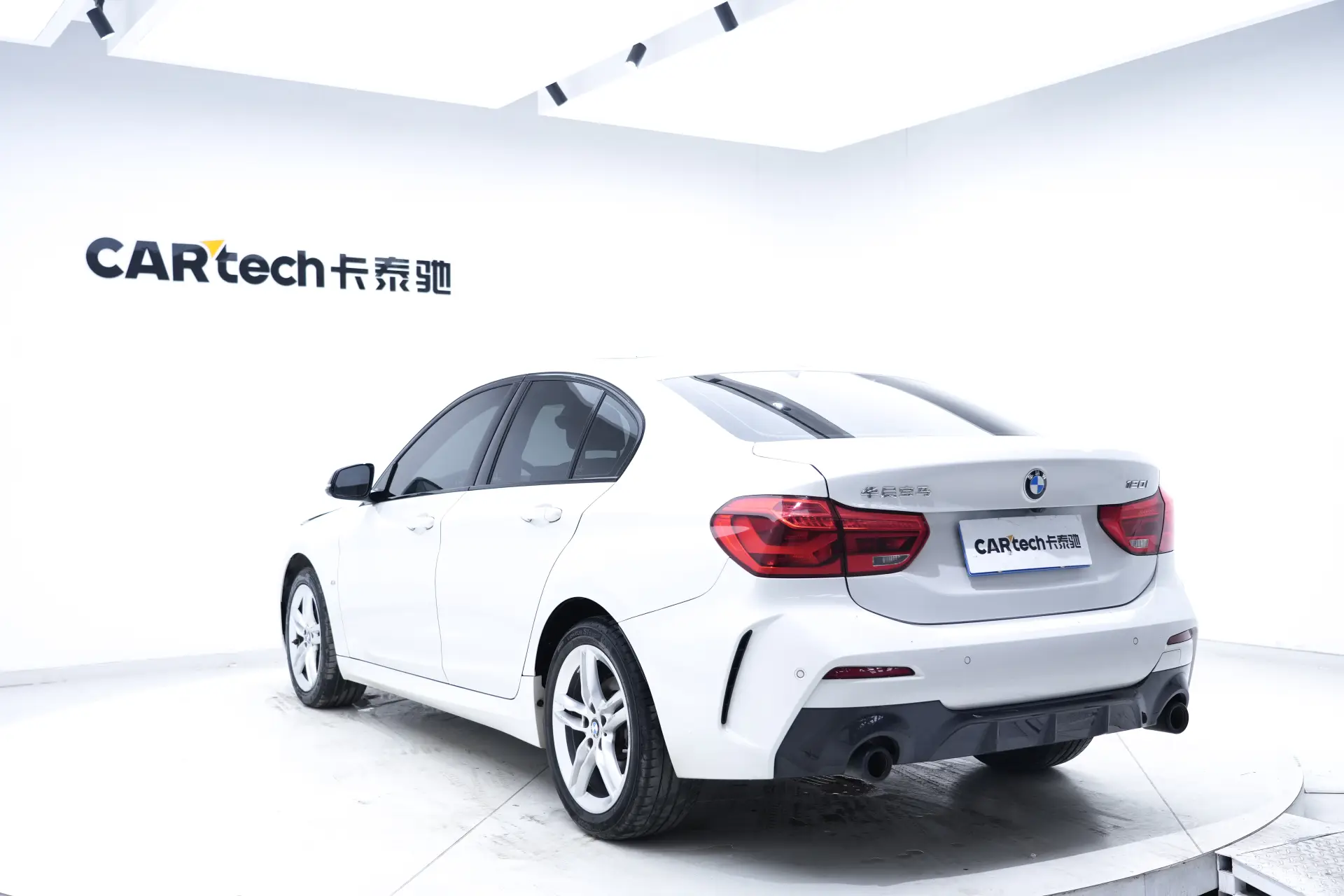 BMW 120i, 2022 7