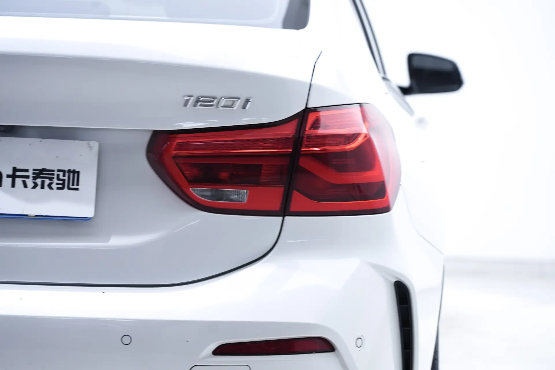 BMW 120i, 2022 10