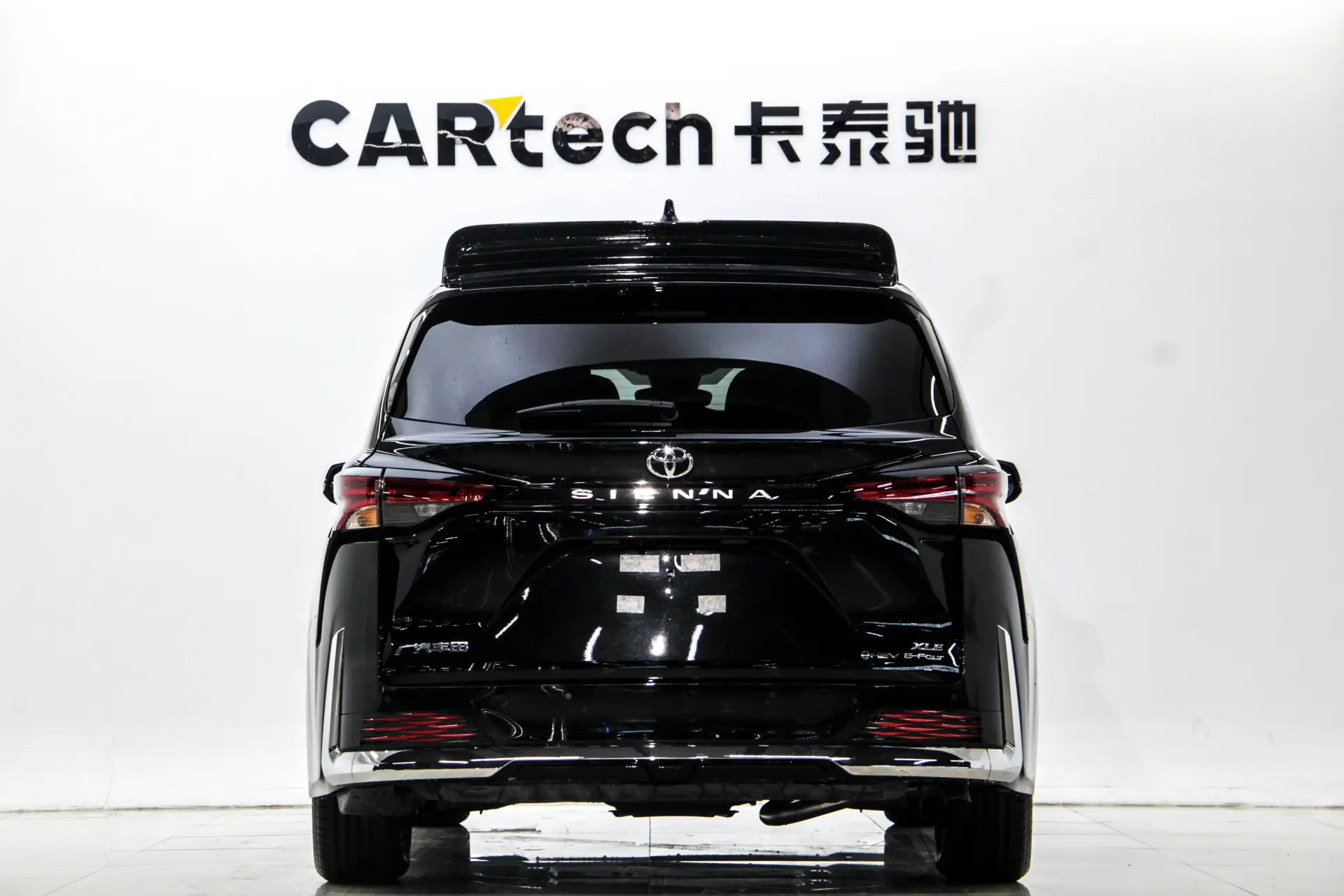 Toyota Sienna, 2026 4