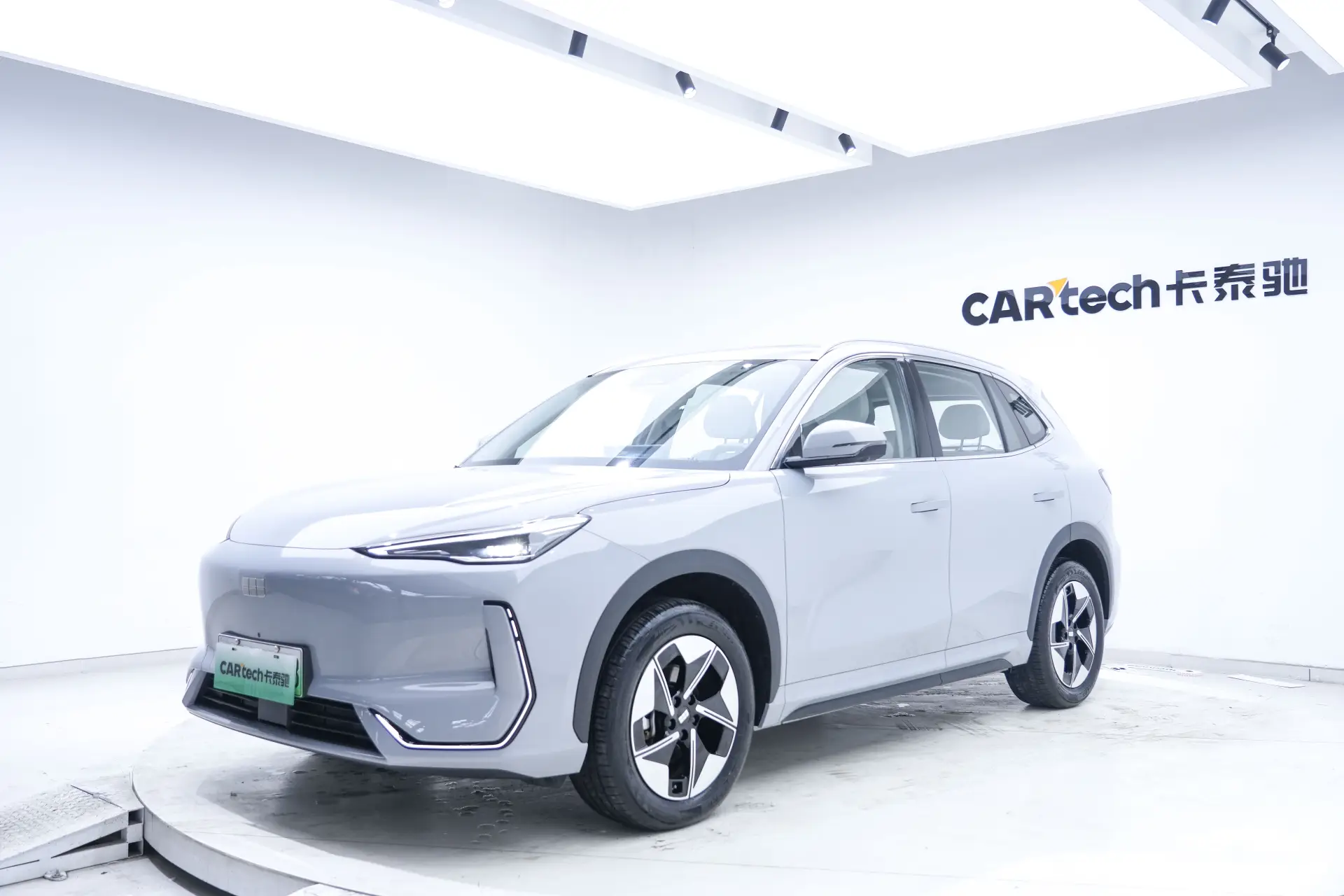 Geely Galaxy Galaxy E5, 2025 1