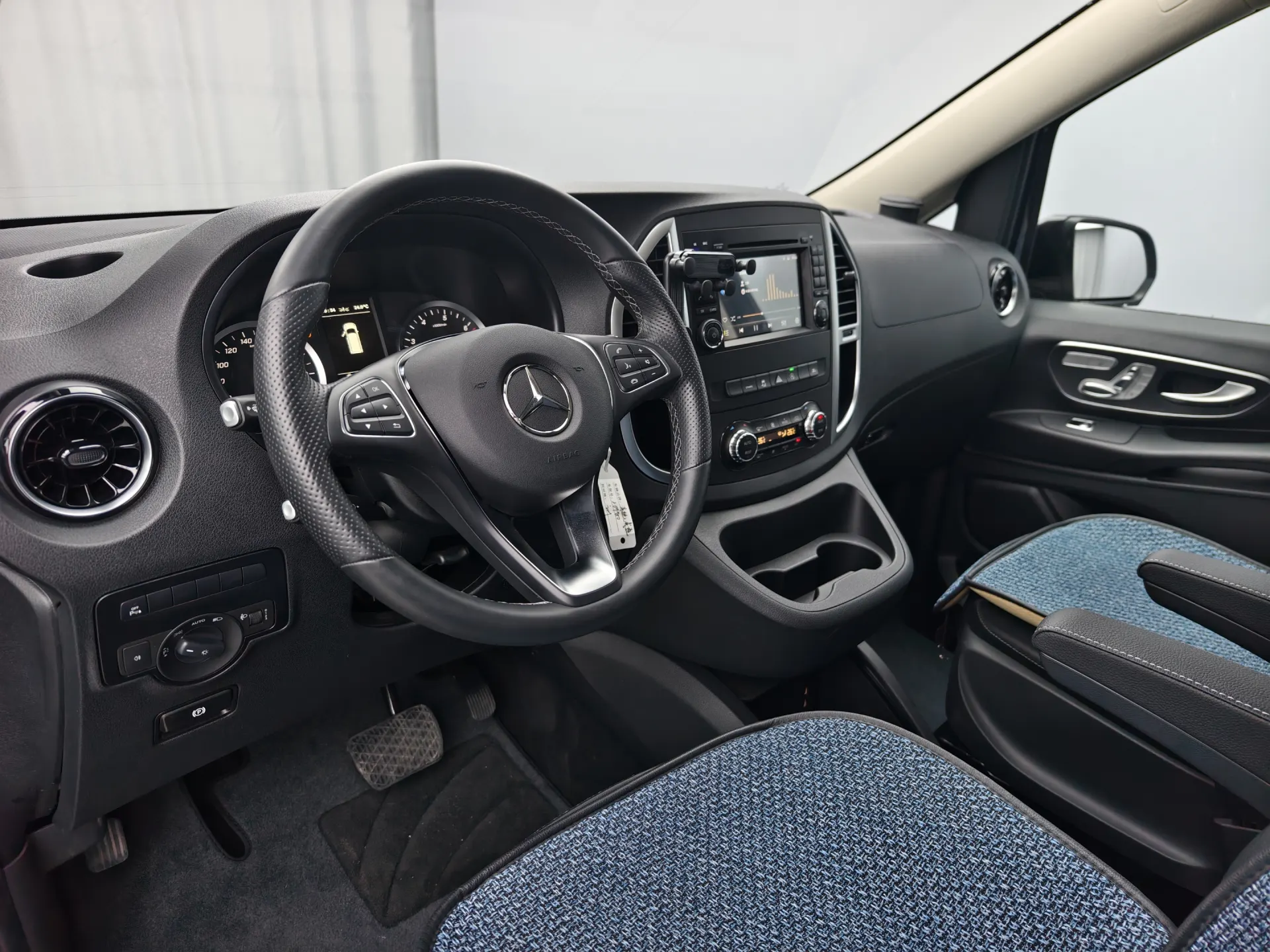 Mercedes-Benz Vito, 2023 22