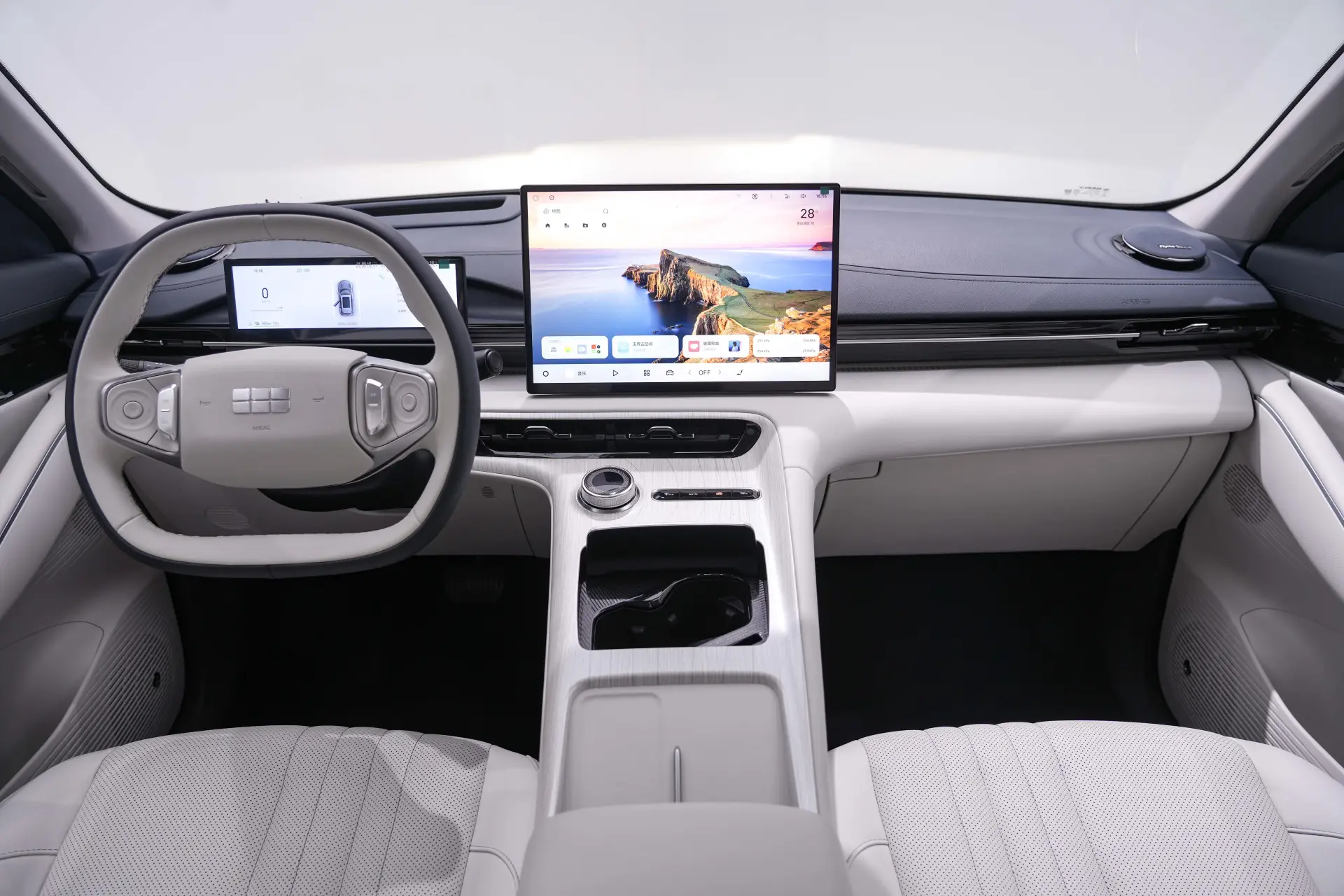 Geely Galaxy Galaxy E5, 2025 16