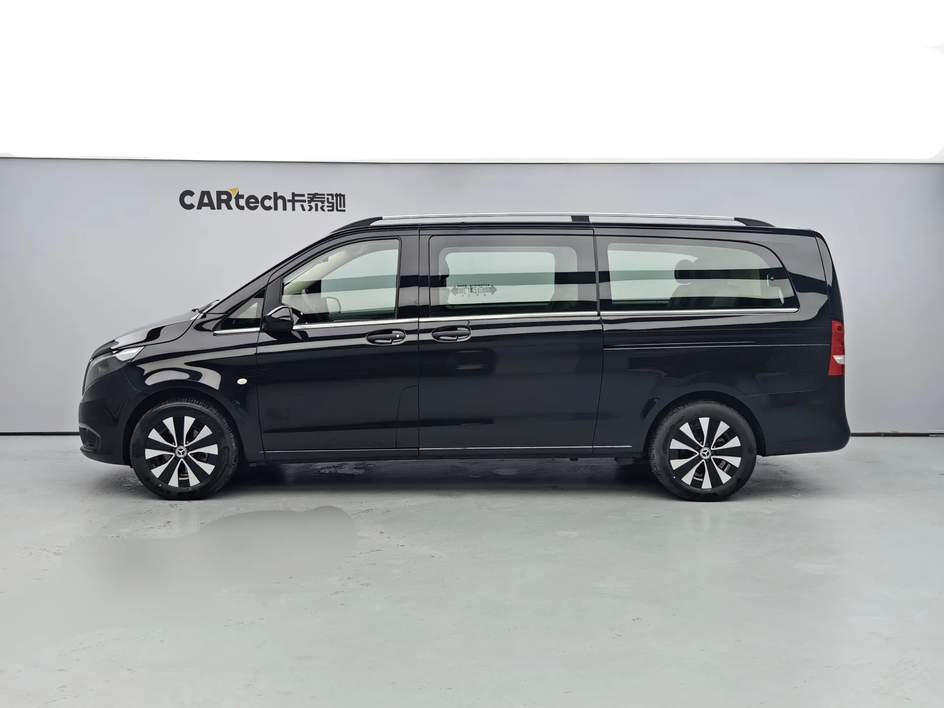 Mercedes-Benz Vito, 2023 все фото
