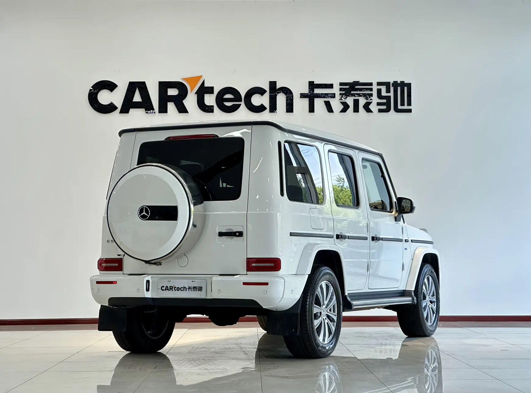 Mercedes-Benz G 350, 2023 все фото