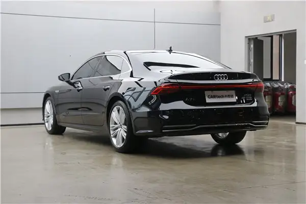 Audi A7L 45 TFSI, 2025 21