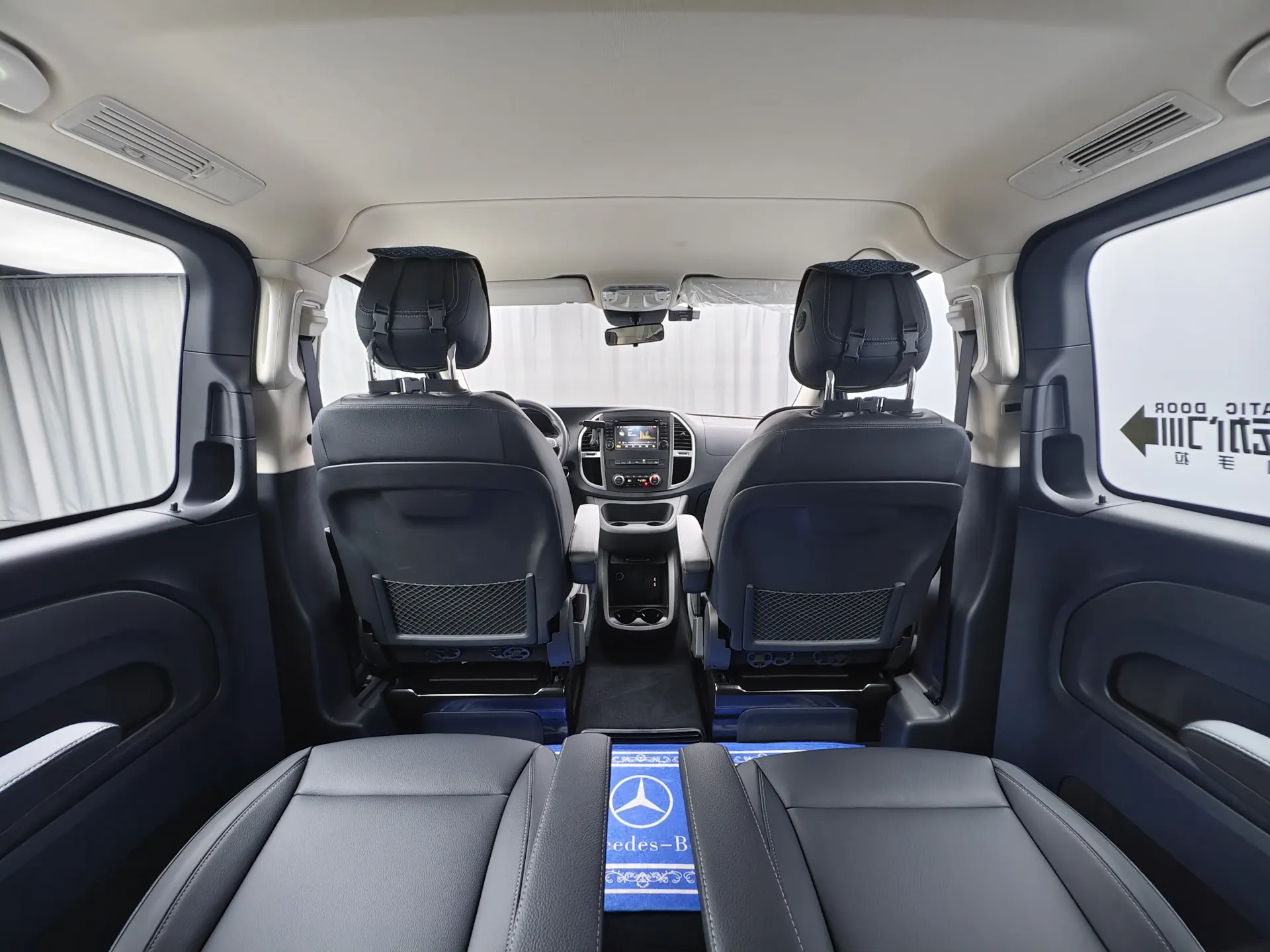 Mercedes-Benz Vito, 2023 20