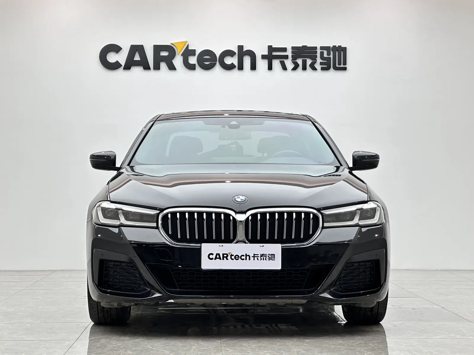 BMW 530Li, 2023 7