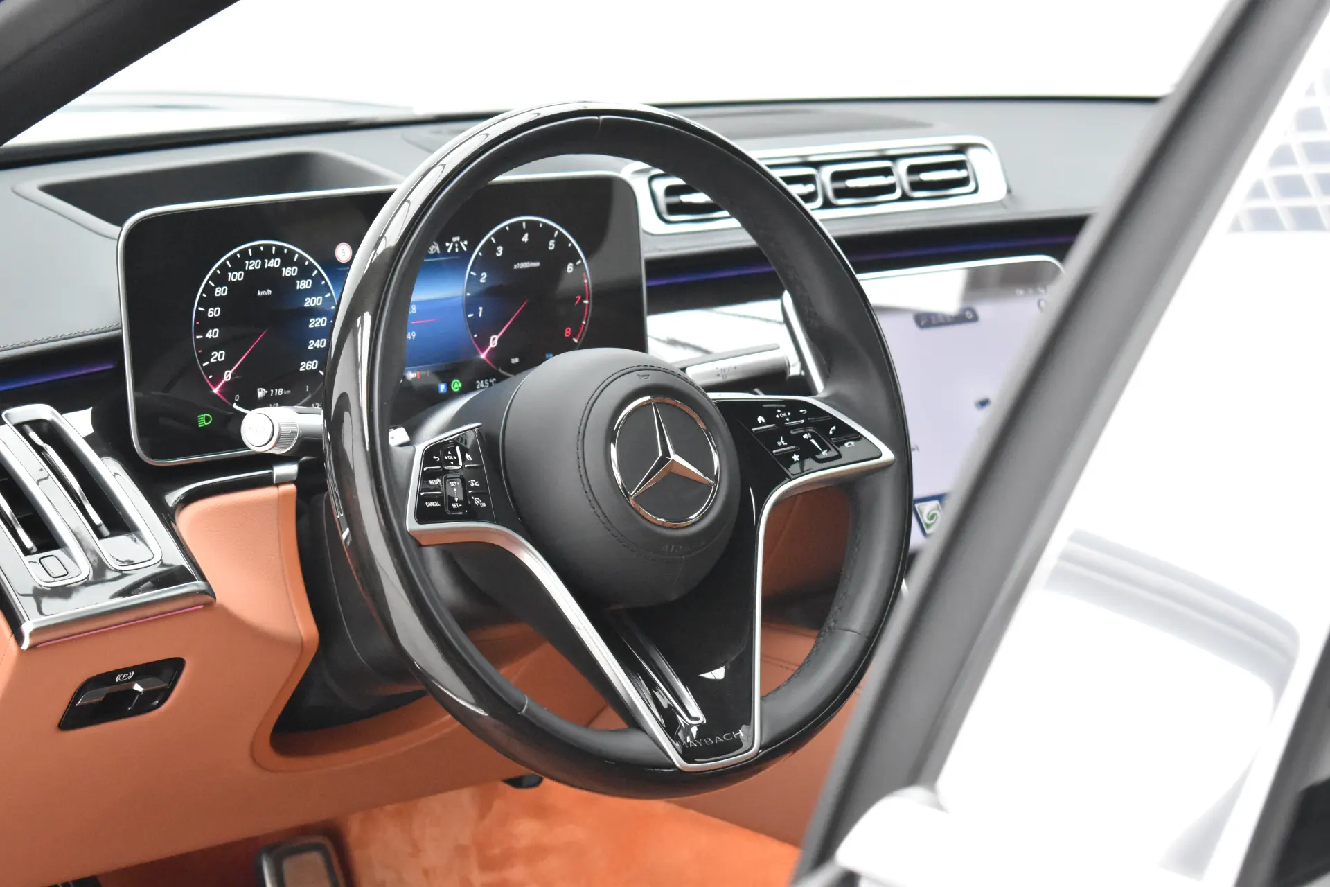 Mercedes-Benz S 480 4MATIC, 2023 15