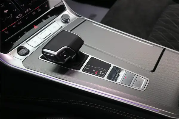 Audi A7L 45 TFSI, 2025 13