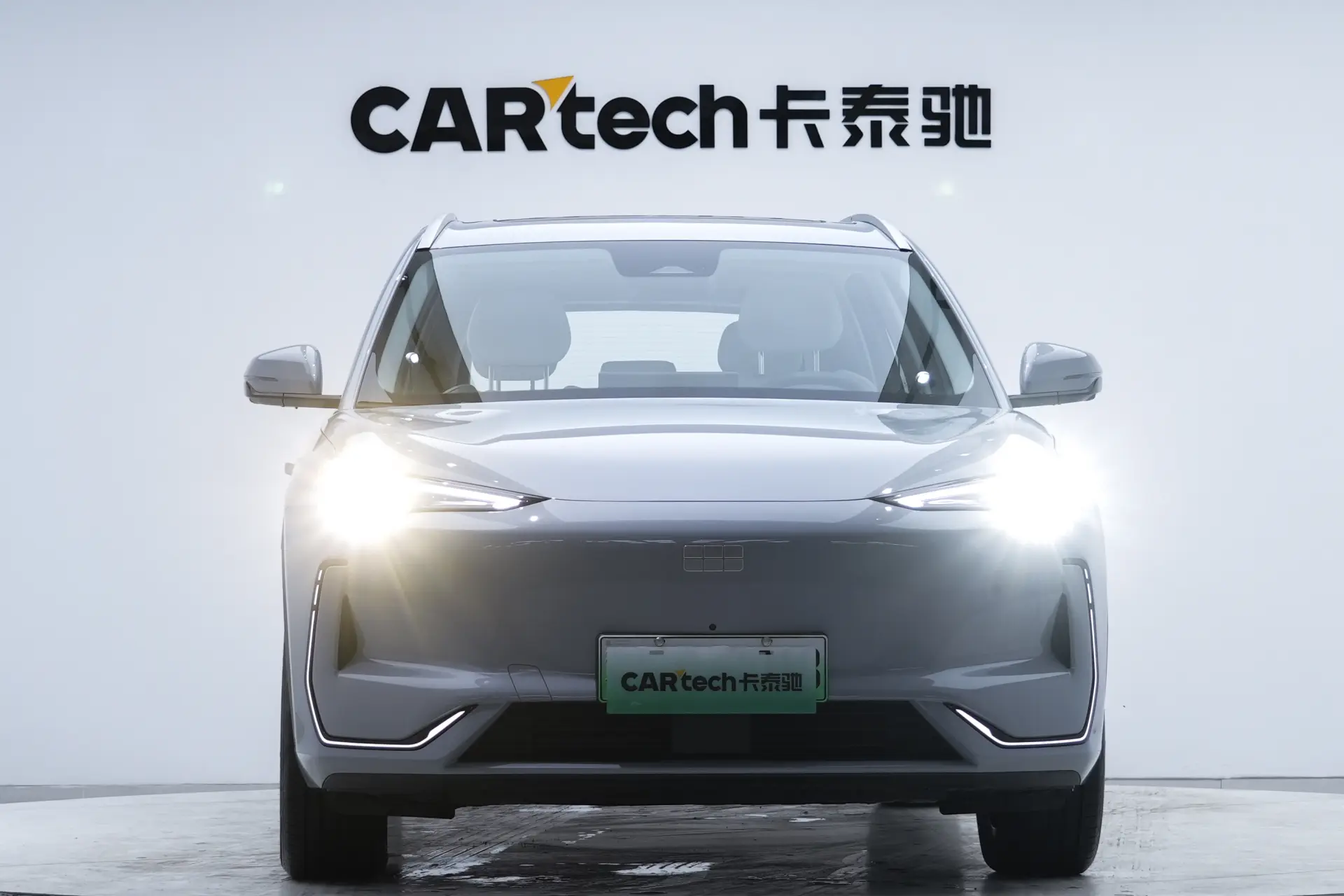 Geely Galaxy Galaxy E5, 2025 2