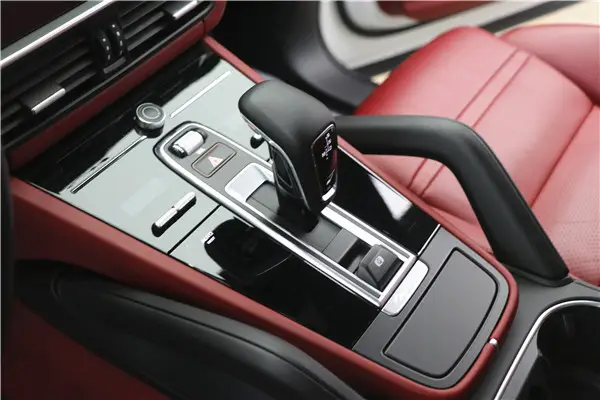 Porsche Cayenne, 2020 12