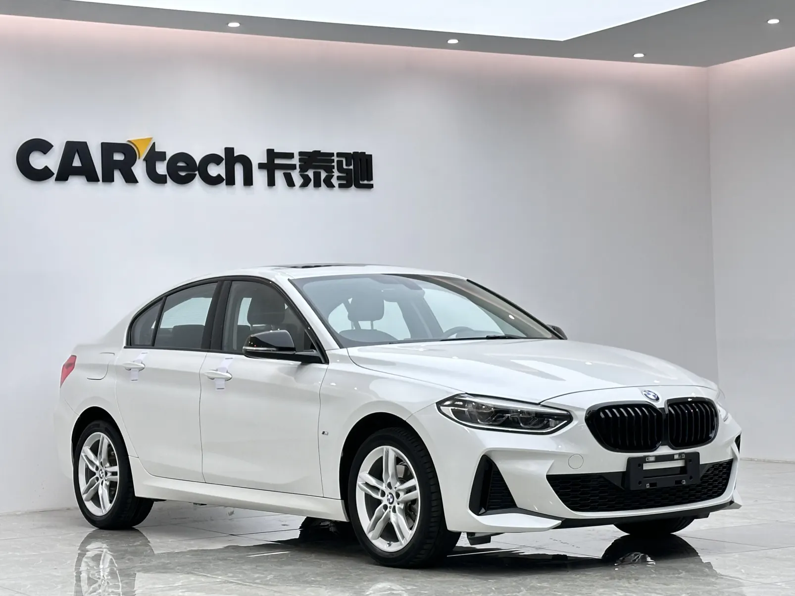BMW 120i, 2021 6