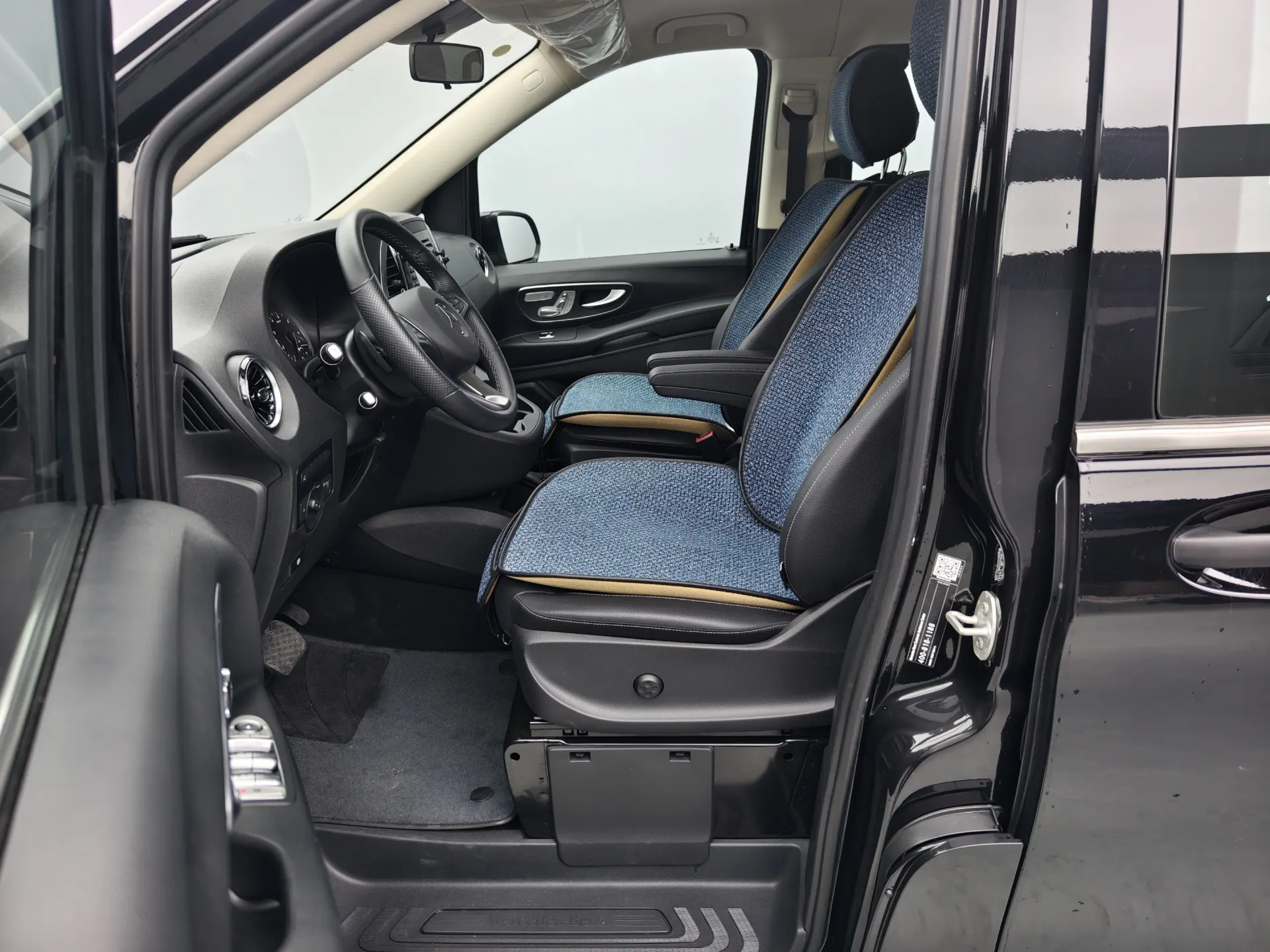 Mercedes-Benz Vito, 2023 12
