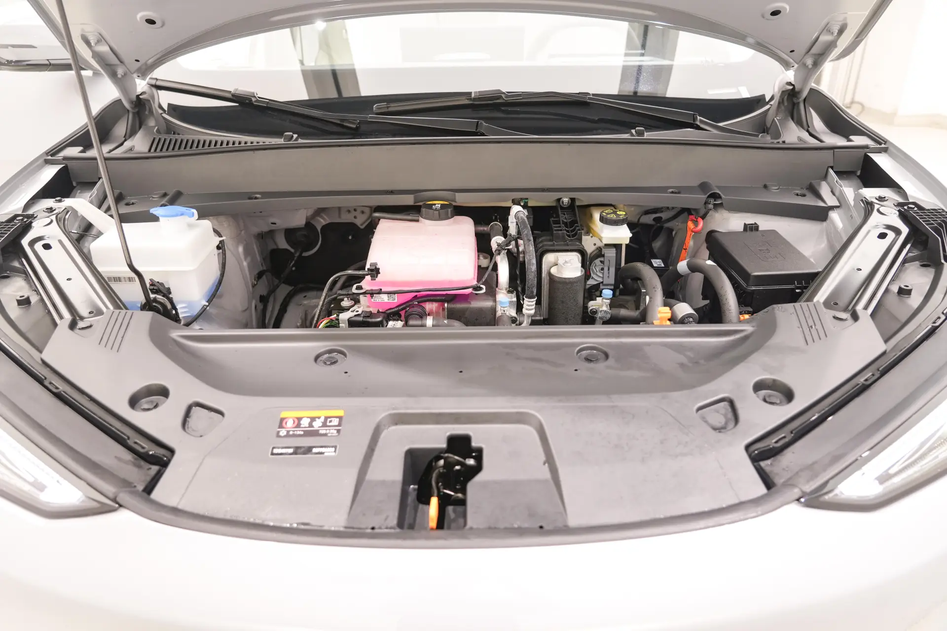 Geely Galaxy Galaxy E5, 2025 12