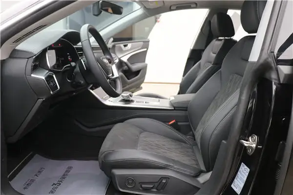 Audi A7L 45 TFSI, 2025 все фото