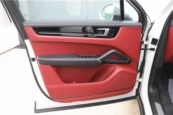 Porsche Cayenne, 2020 10