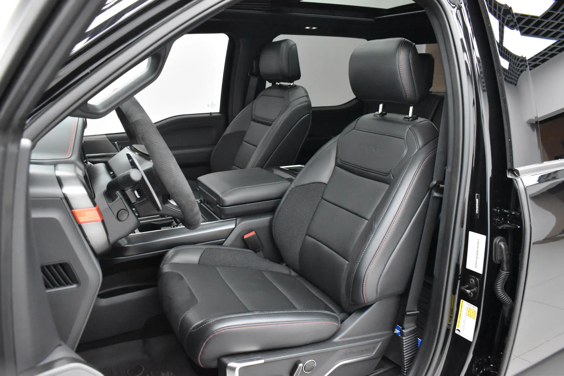 Ford F-150, 2025 18