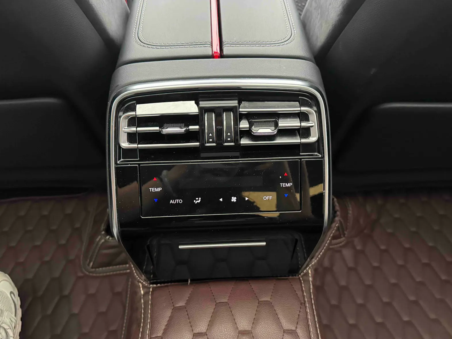Hongqi H9, 2020 15