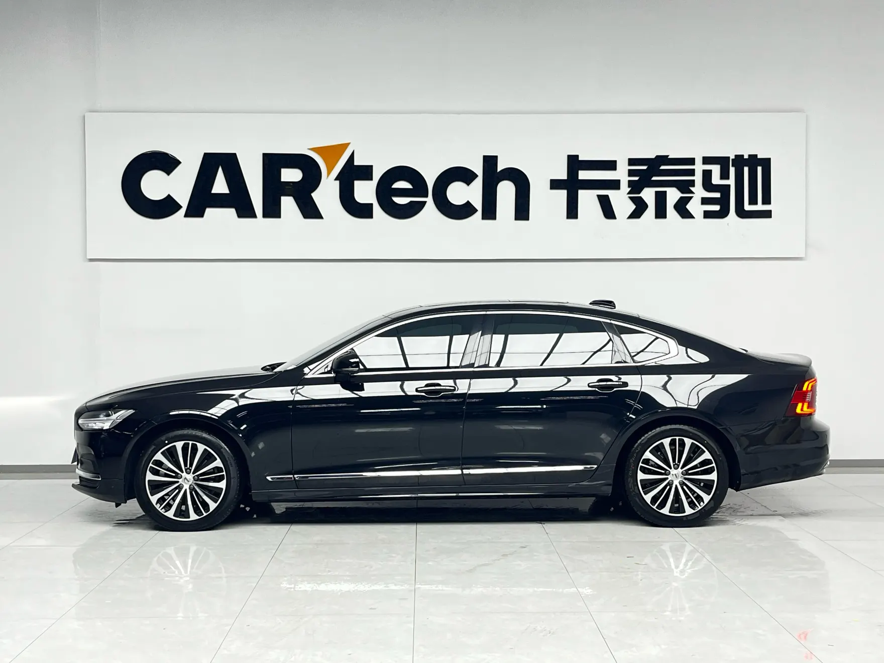 Volvo S90, 2023 3