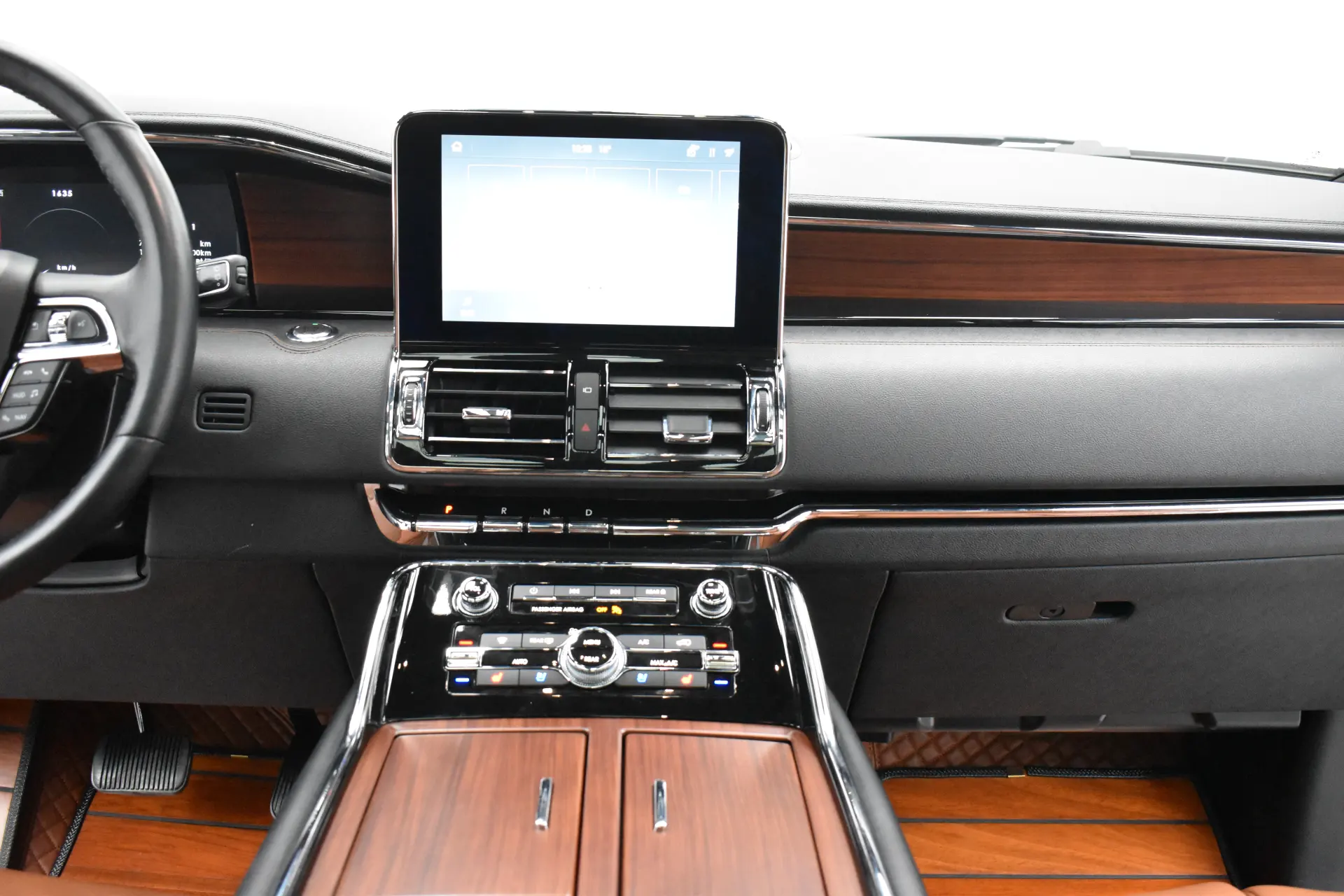 Lincoln Navigator, 2020 11