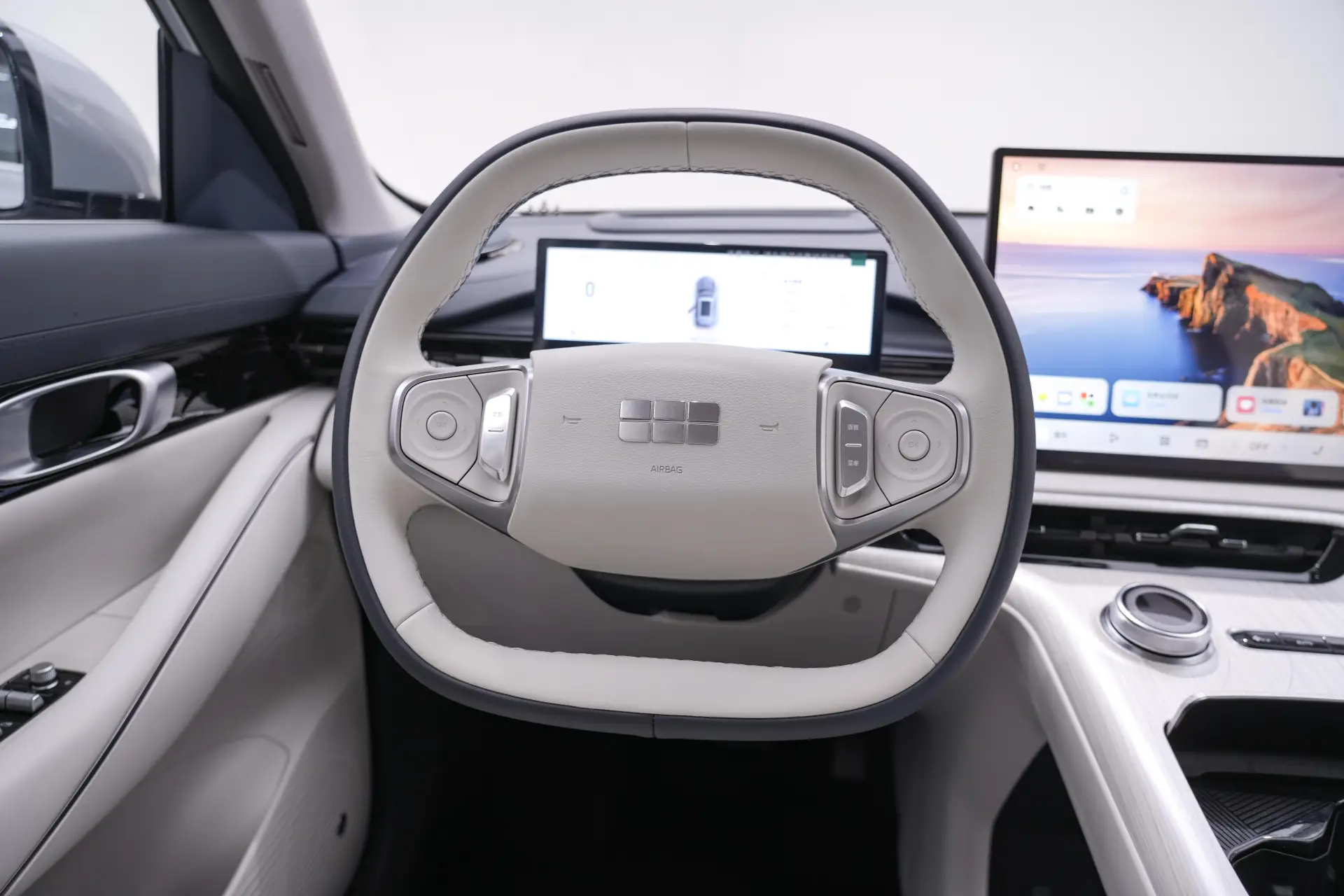 Geely Galaxy Galaxy E5, 2025 17