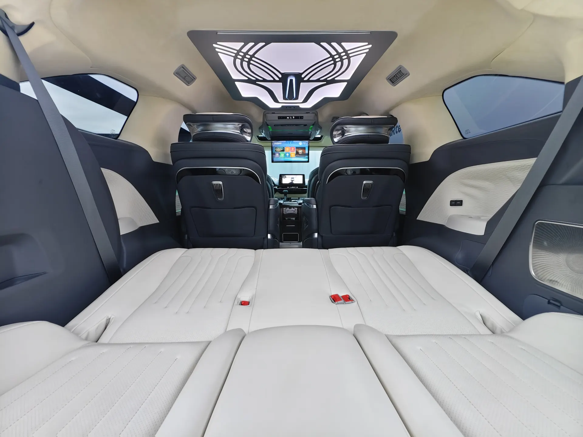 Toyota Sienna, 2023 17