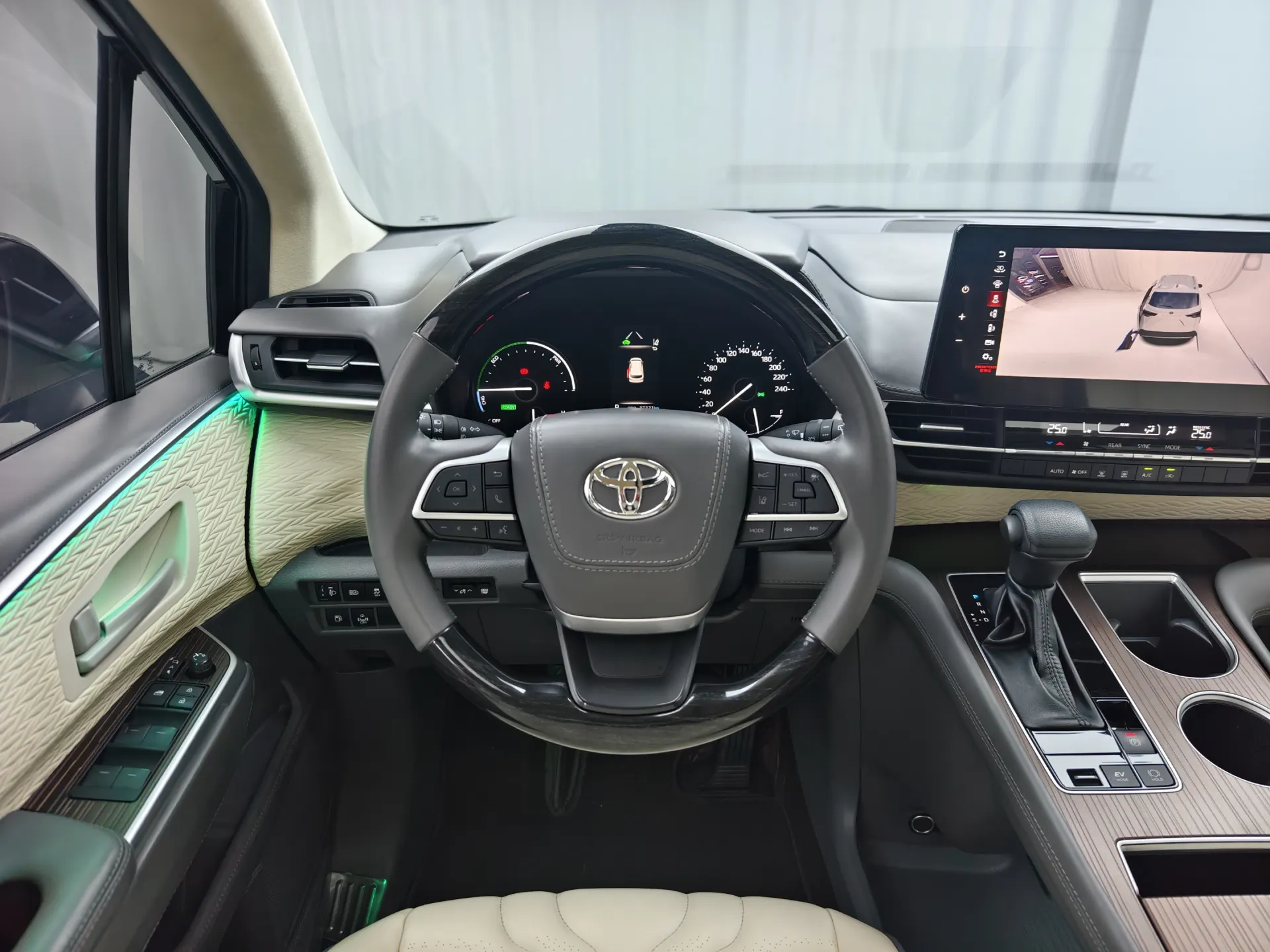 Toyota Sienna, 2023 8