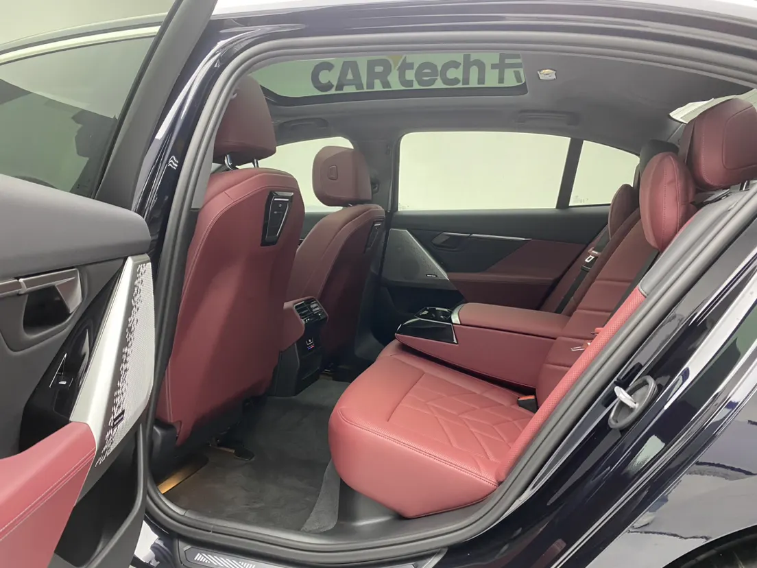 BMW 530Li, 2026 19