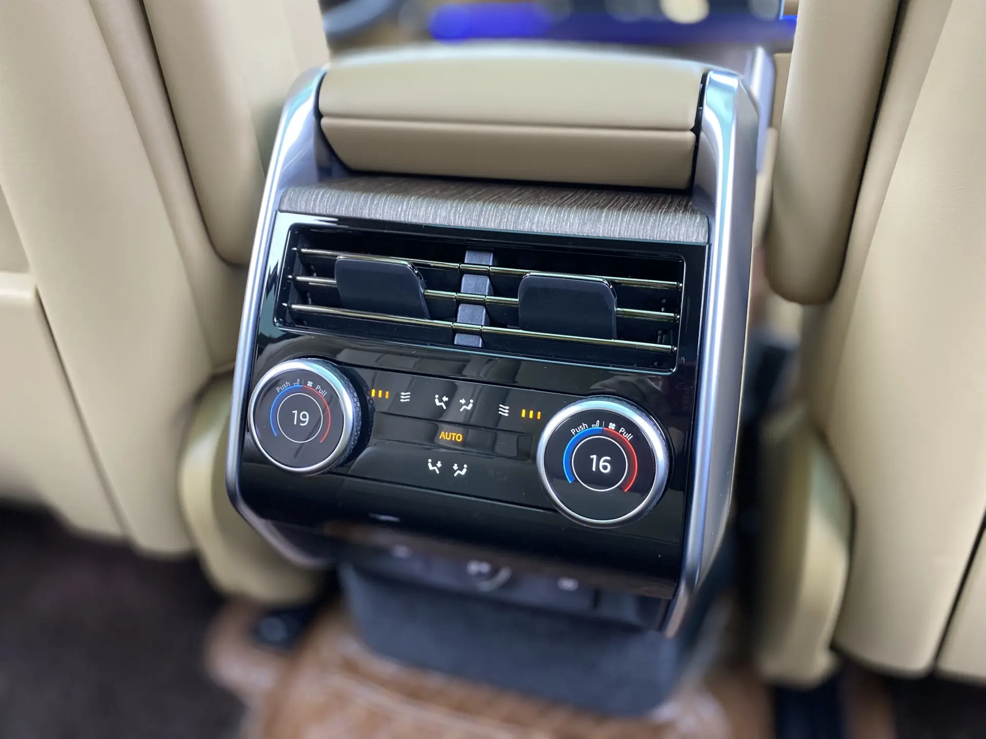 Land Rover Range Rover, 2024 23