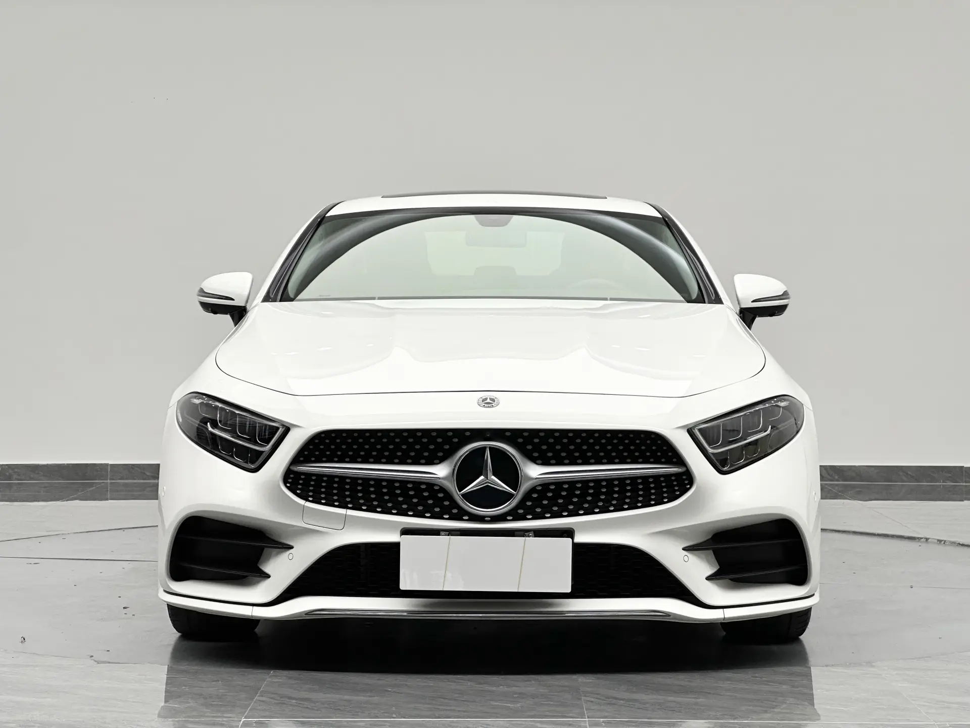 Mercedes-Benz CLS 300, 2020 10