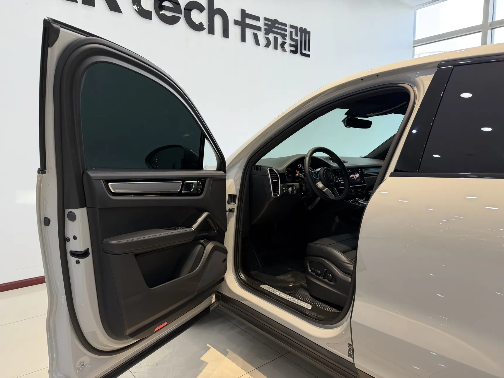 Porsche Cayenne, 2023 15