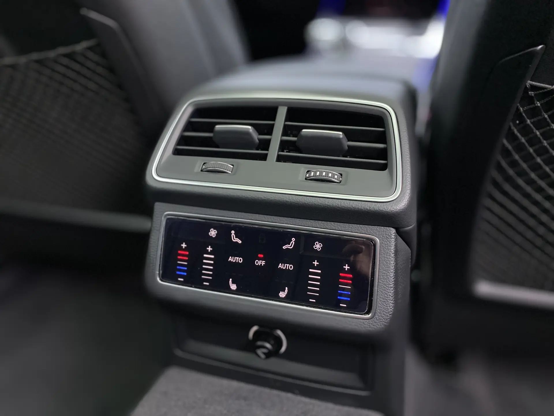 Audi A6L 55 TFSI, 2022 24